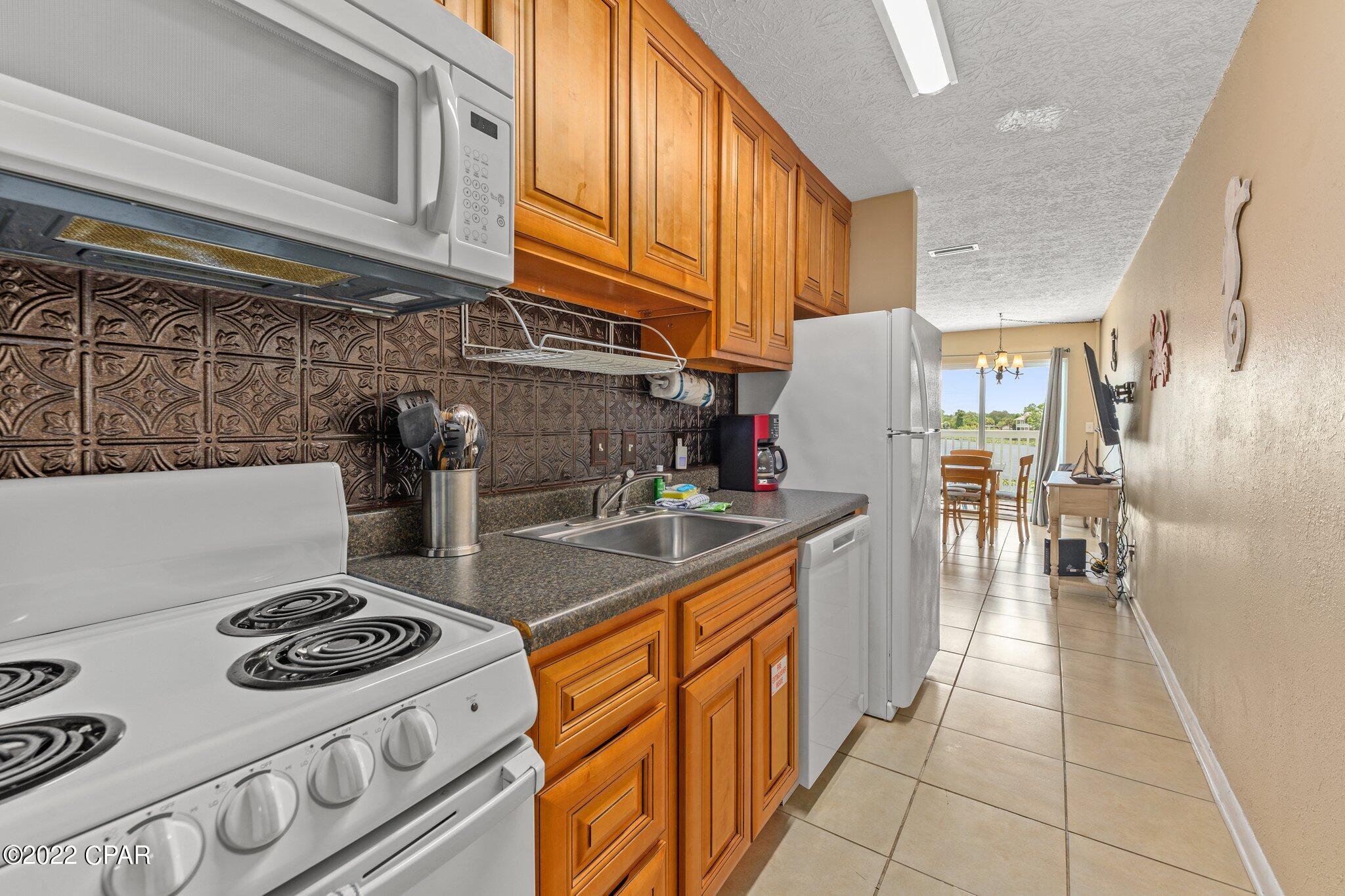 Lullwater Beach - Residential