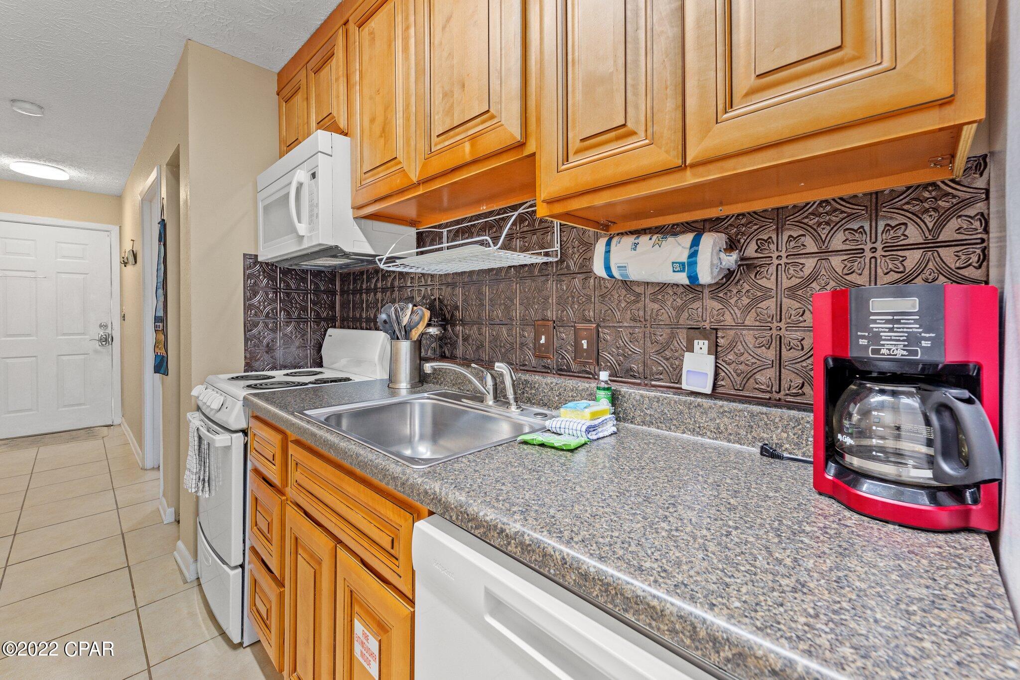 Lullwater Beach - Residential