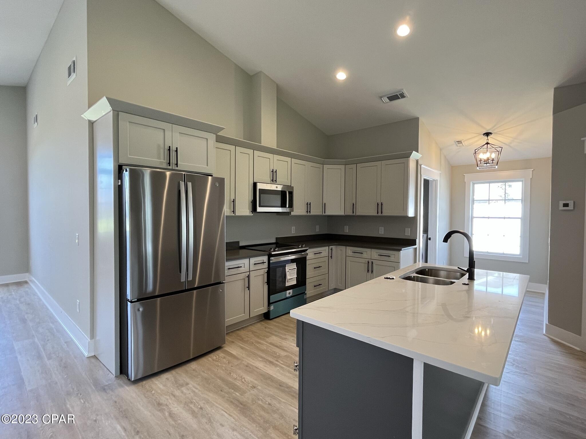 [No Recorded Subdiv] - Residential Lease