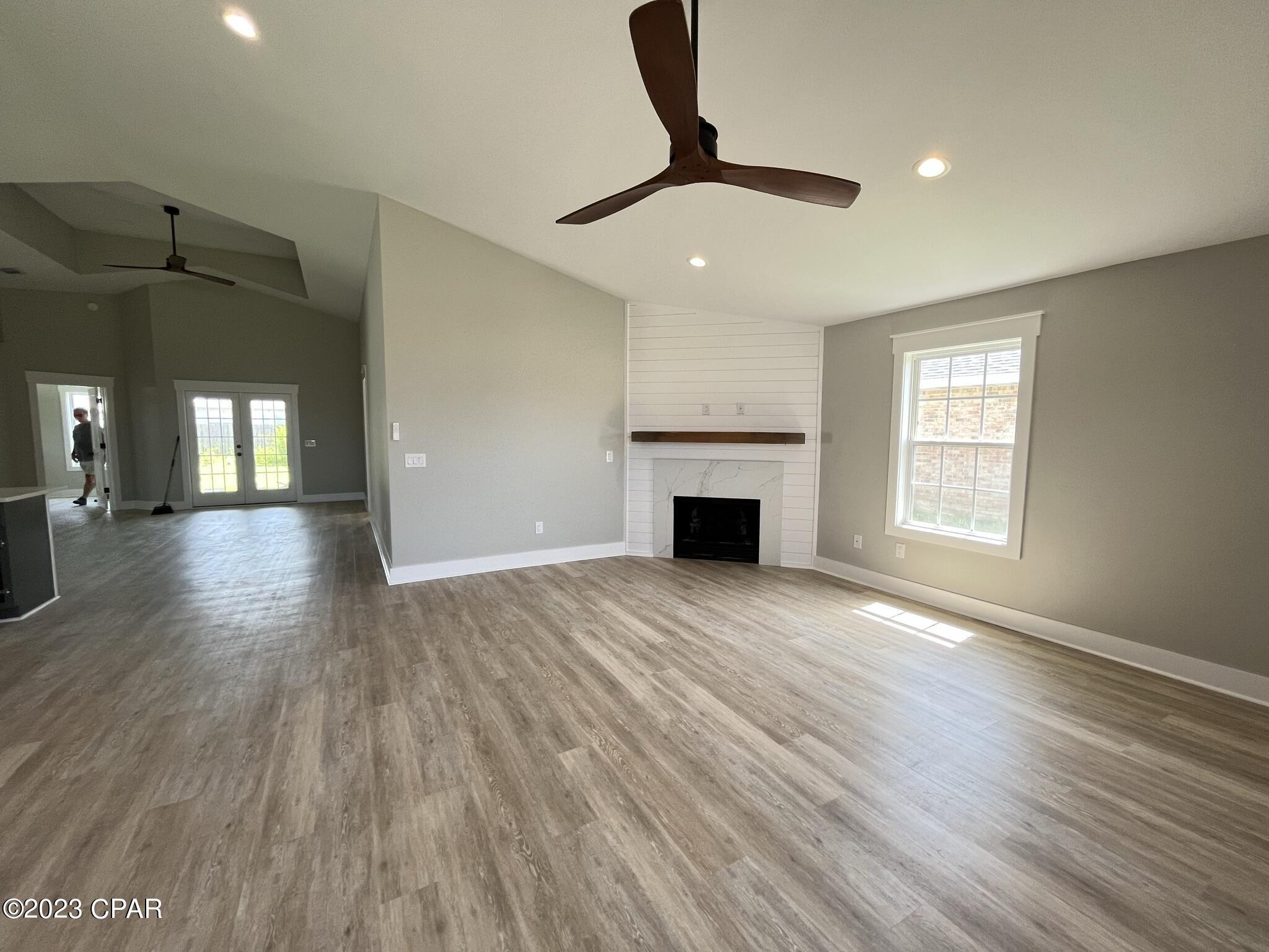 [No Recorded Subdiv] - Residential Lease