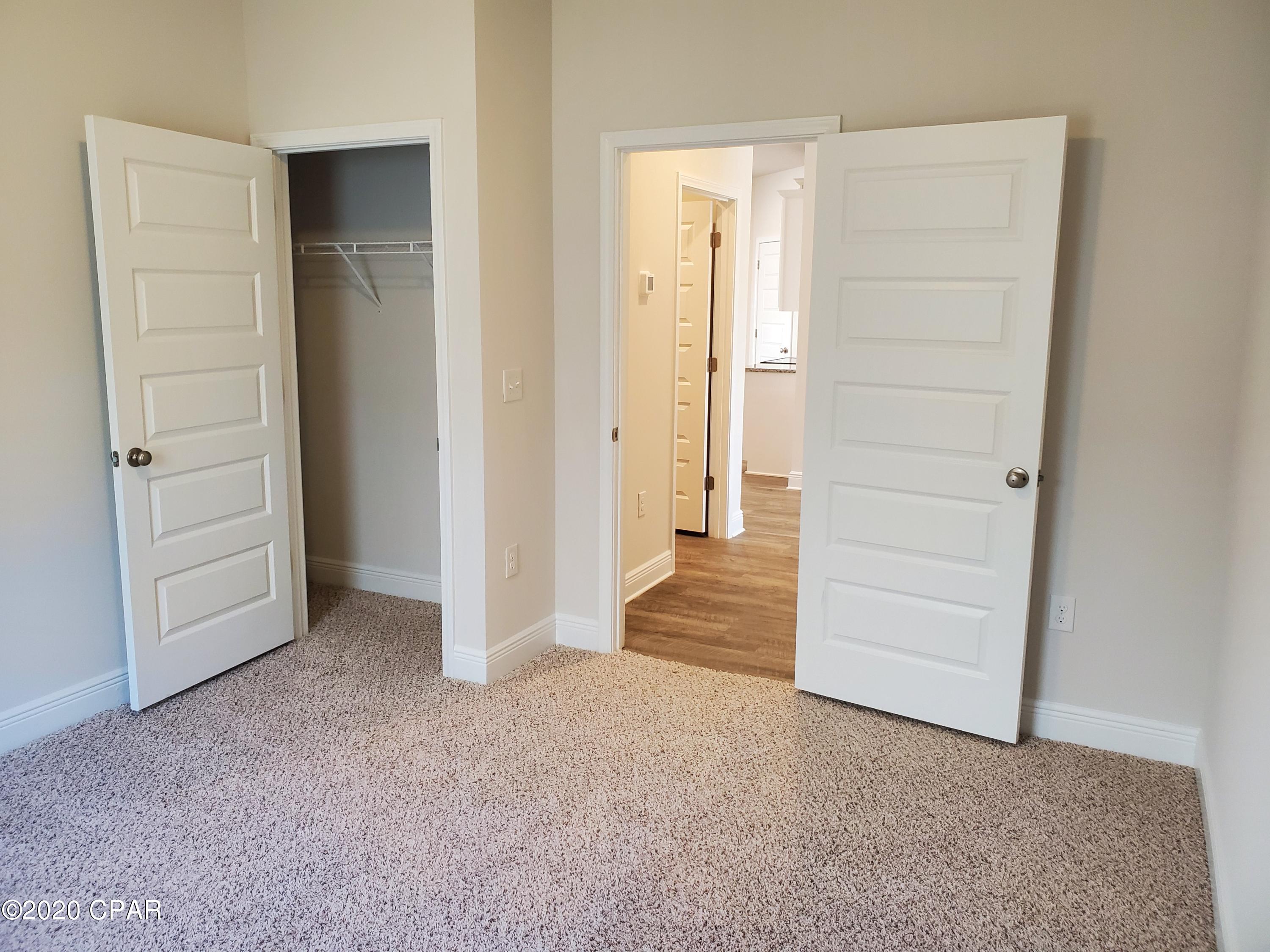 Emerald Cove Villas - Residential