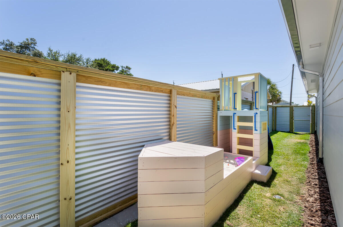 Kiska Beach - Residential