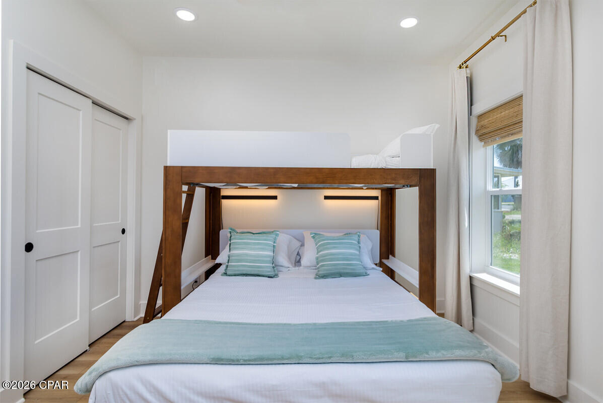 Kiska Beach - Residential