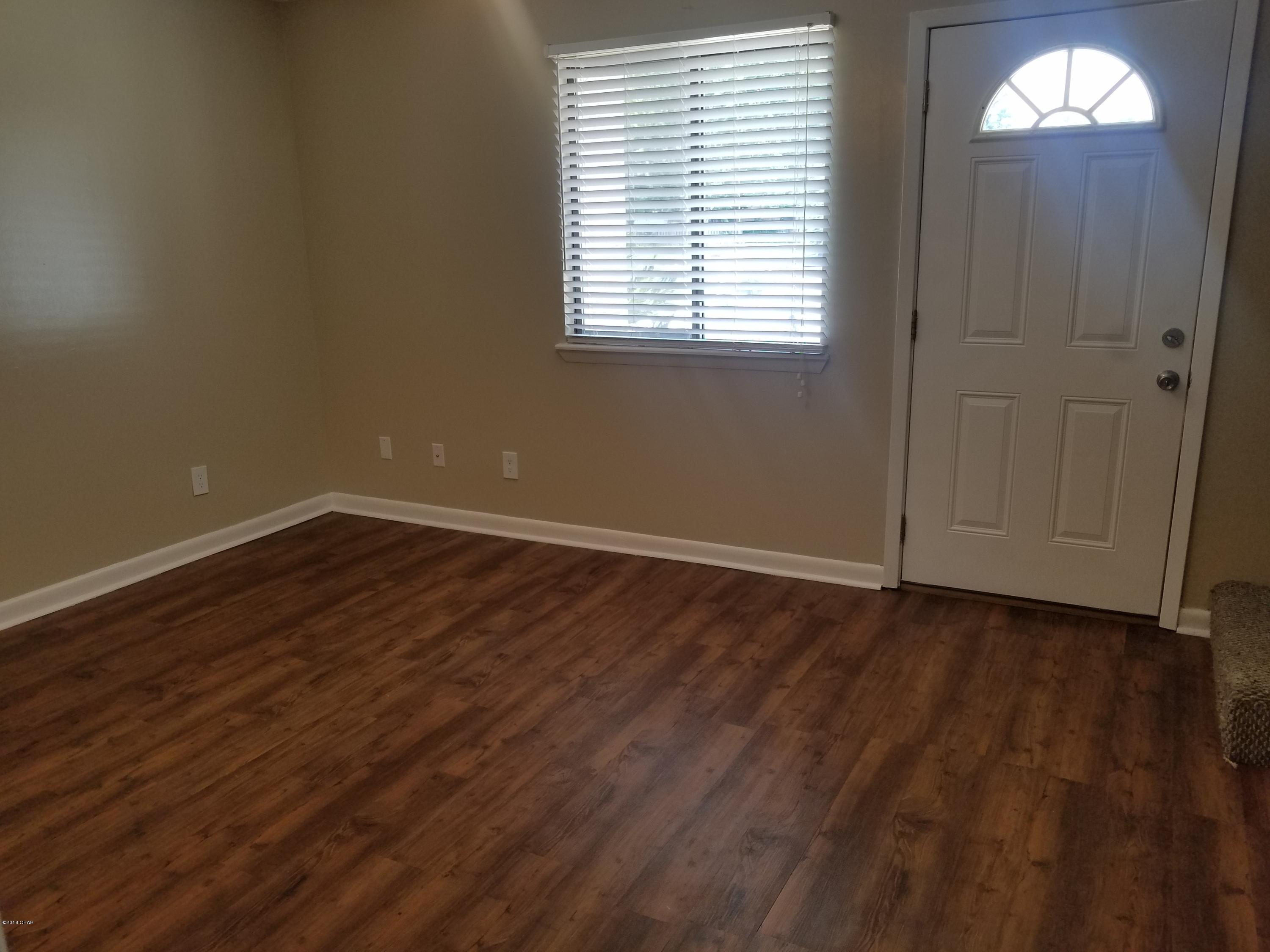 Venetian Villa - Residential