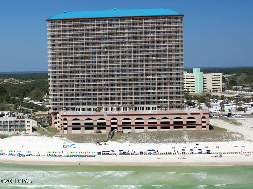 WoW!!! When your looking for your perfect piece of Paradise look no further then Sunrise Beach! This very tastefully decorated and perfectly maintained unit is turn-key ready for rentals, or make it your own home.  As an added bonus, this unit has a exterior storage room! Call to see this Beauty today!