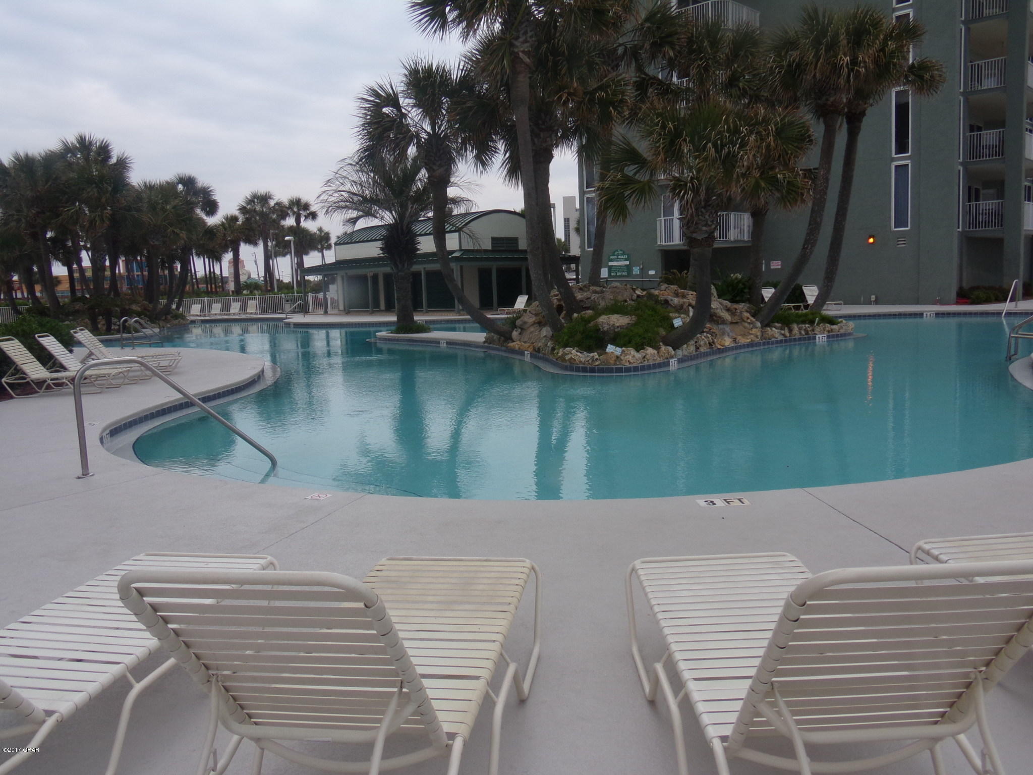 Long Beach Towers IV - Residential