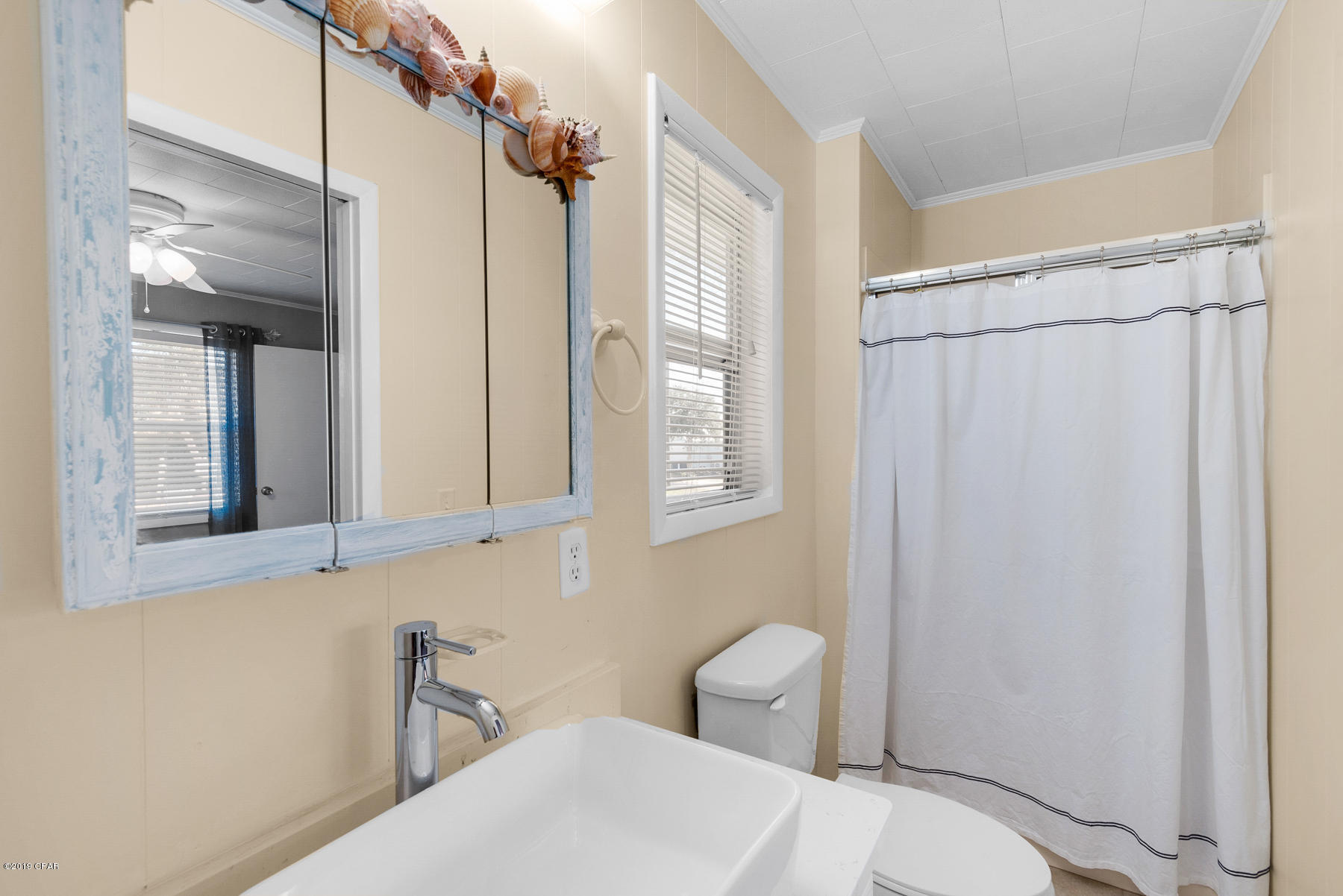 Laguna Beach Estates 7th Add - Residential