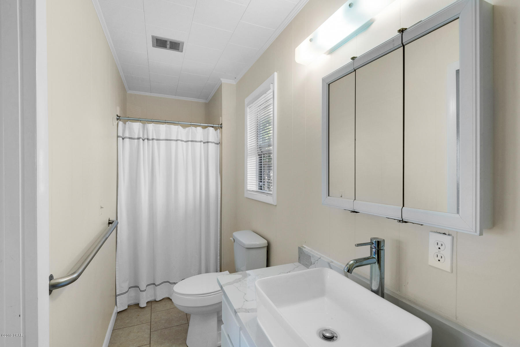 Laguna Beach Estates 7th Add - Residential