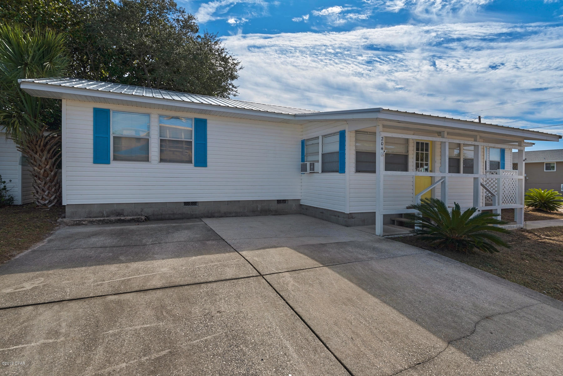 Laguna Beach Estates 7th Add - Residential