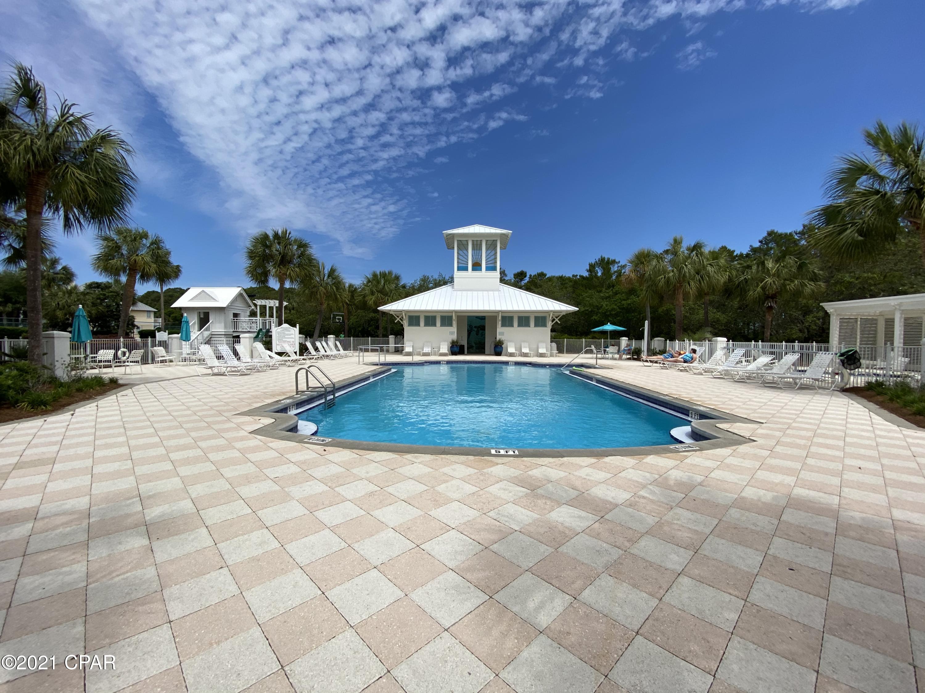 Carillon Beach Inn - Residential