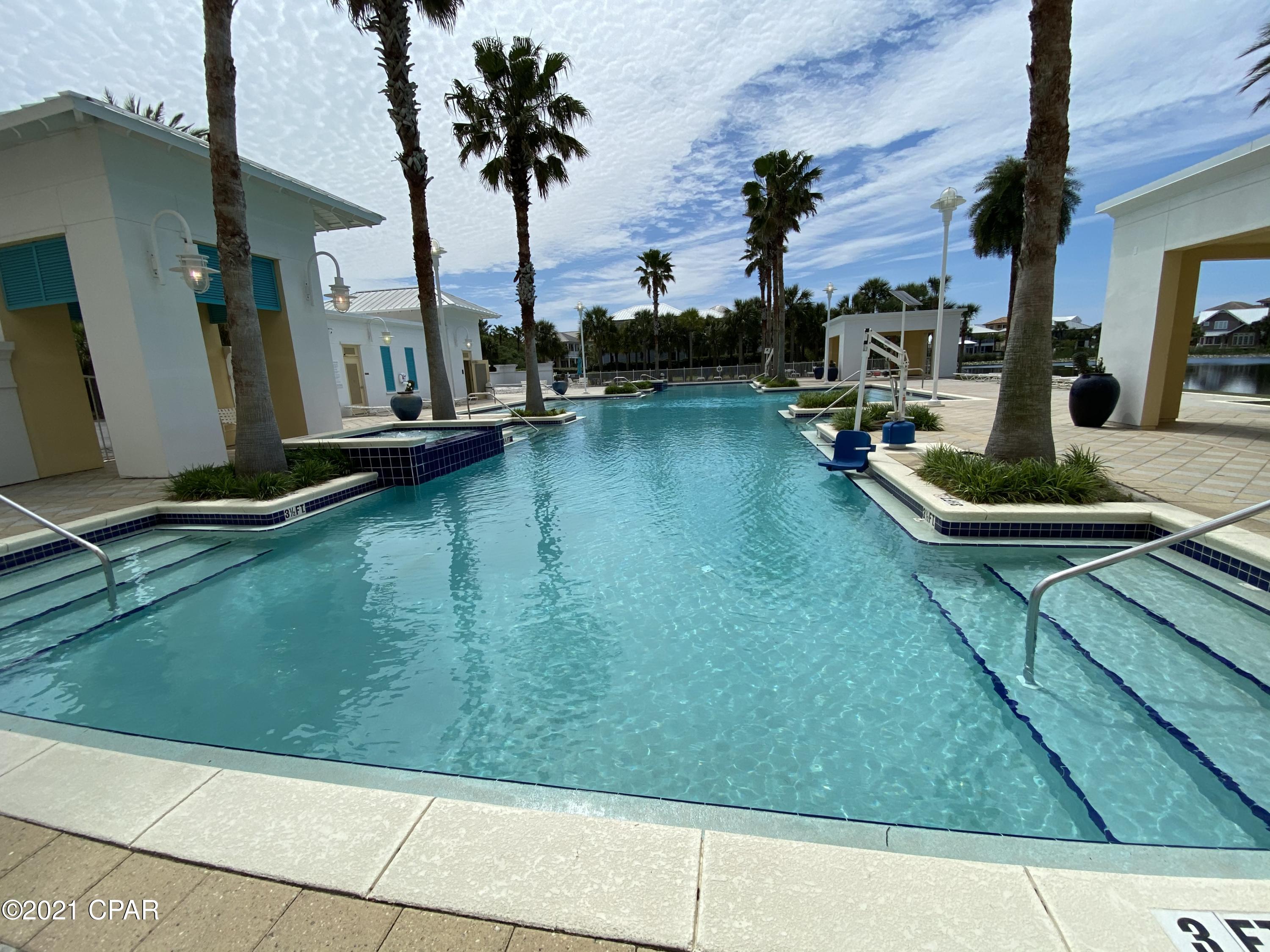 Carillon Beach Inn - Residential