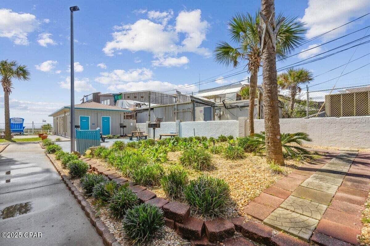 The Summit - Residential