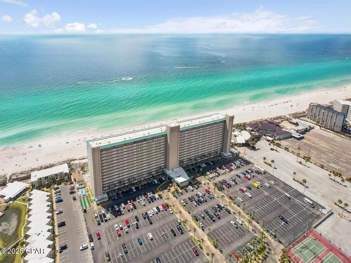 The Summit - Residential