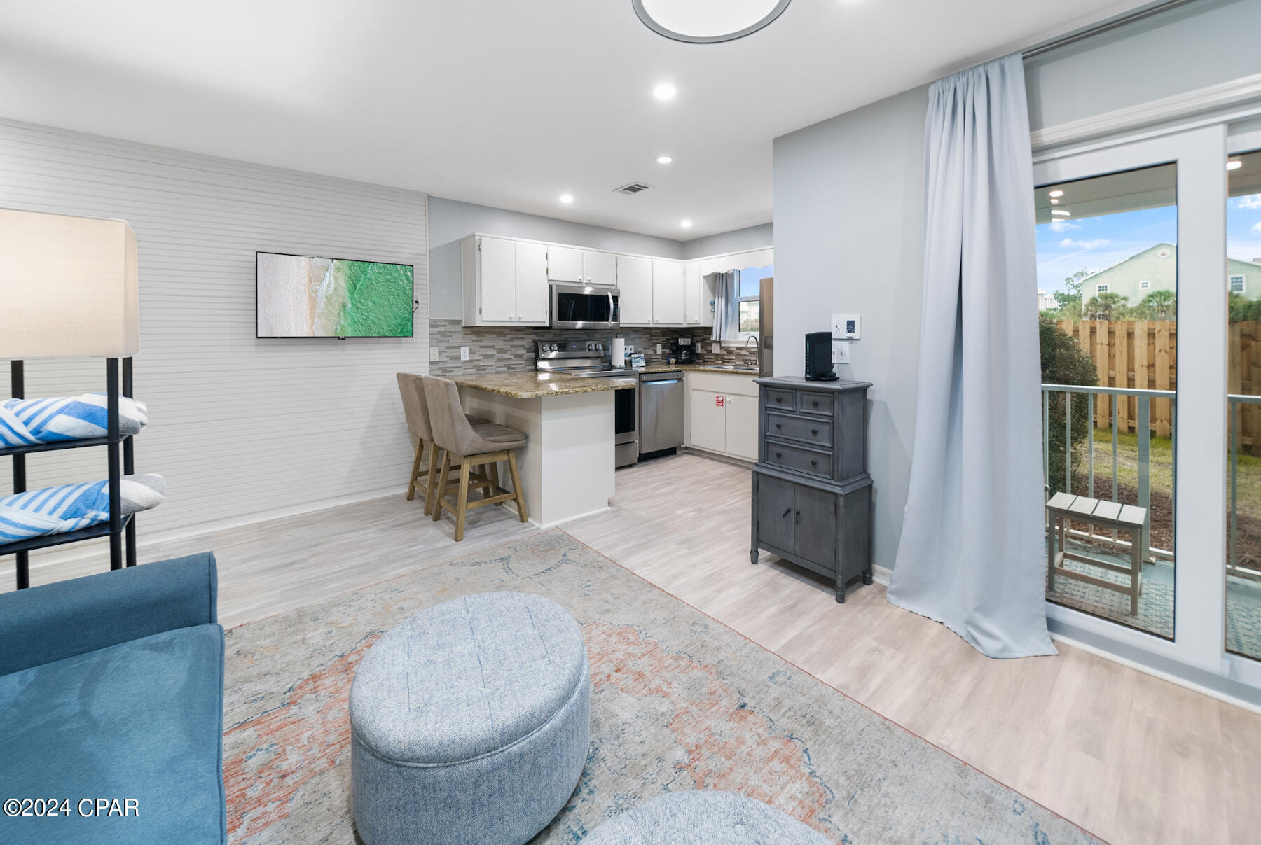 Beachside Villas Condo - Residential