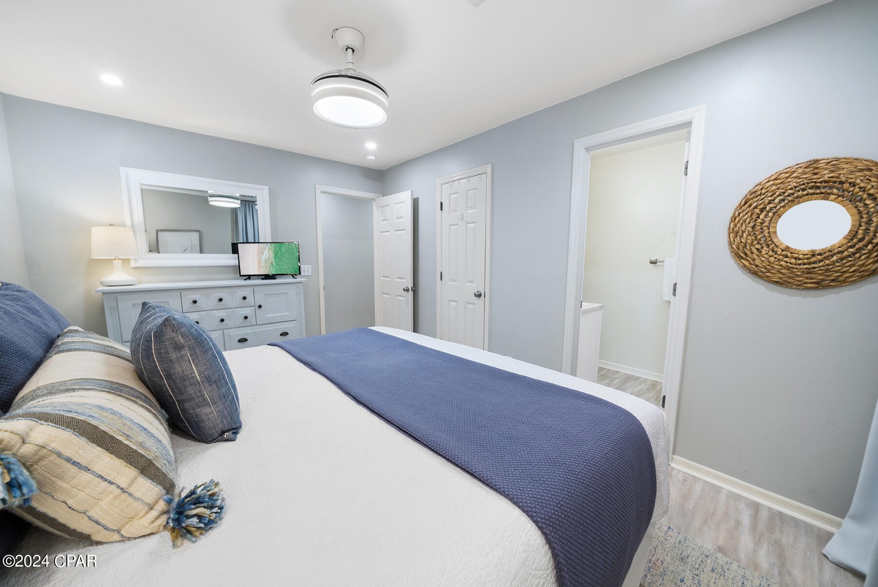 Beachside Villas Condo - Residential