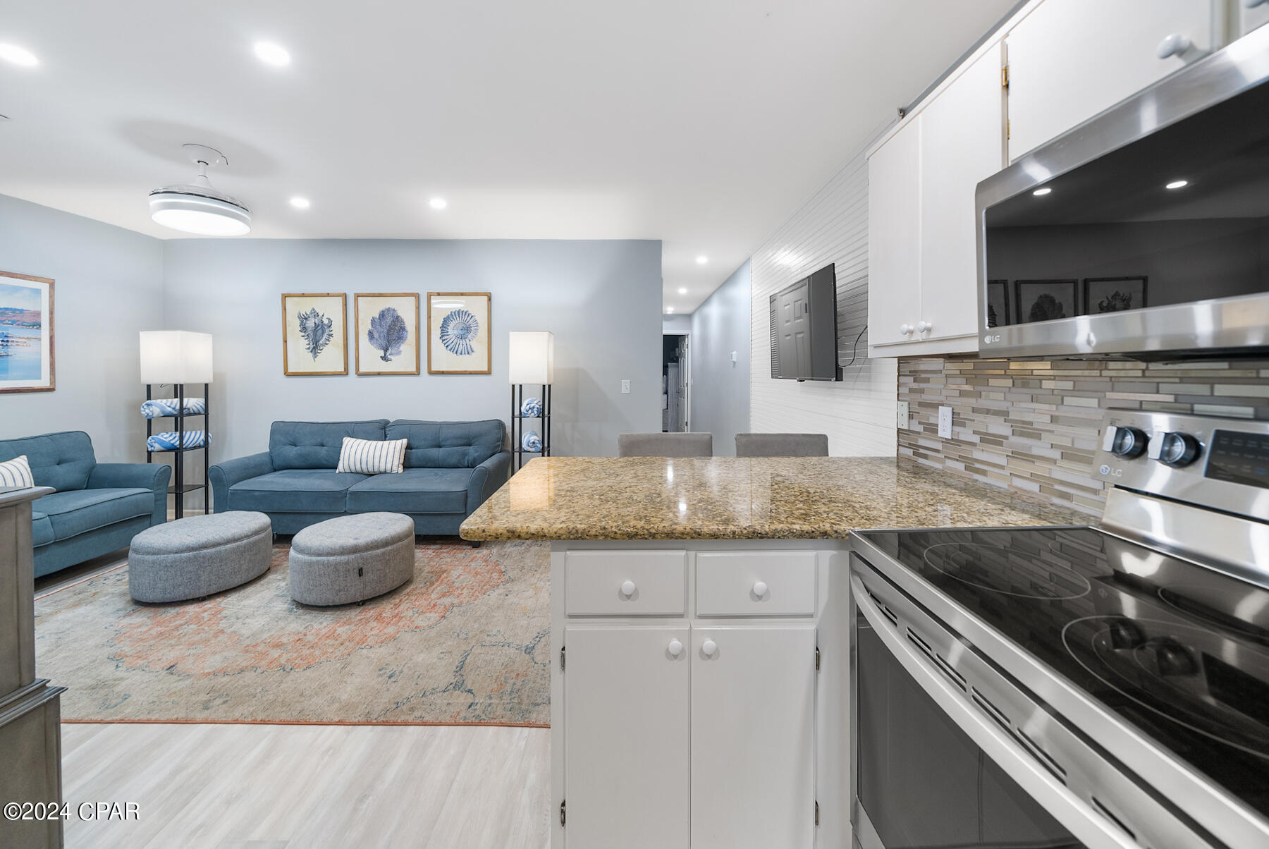 Beachside Villas Condo - Residential