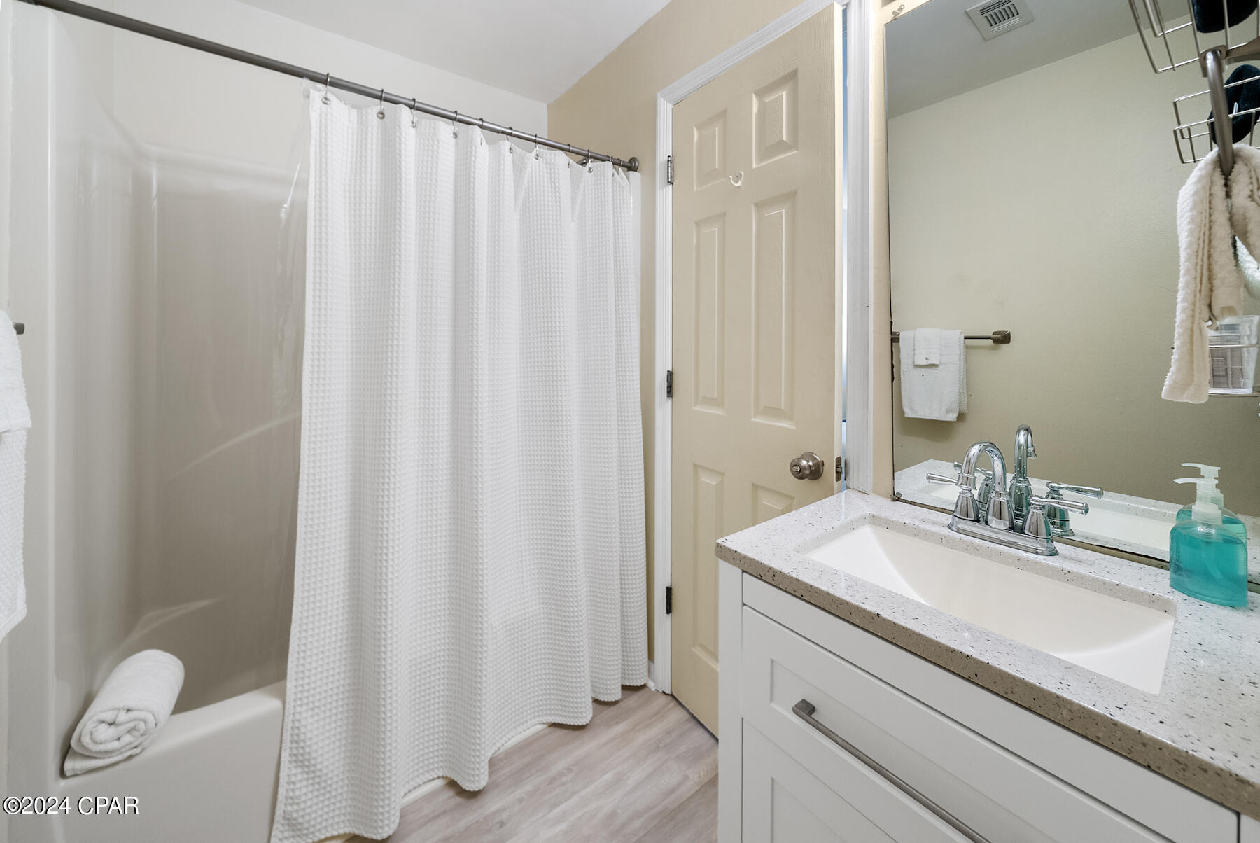 Beachside Villas Condo - Residential