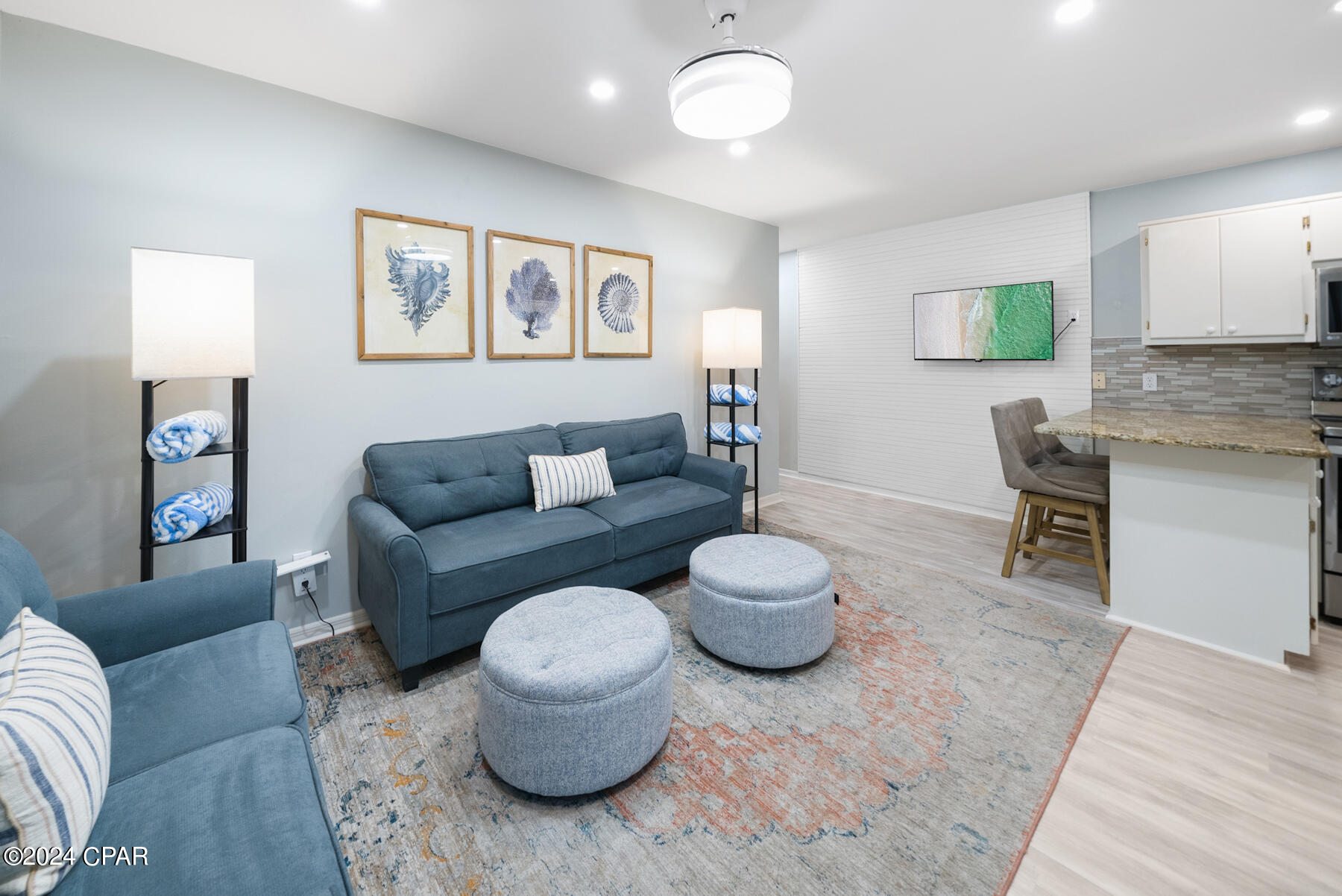 Beachside Villas Condo - Residential