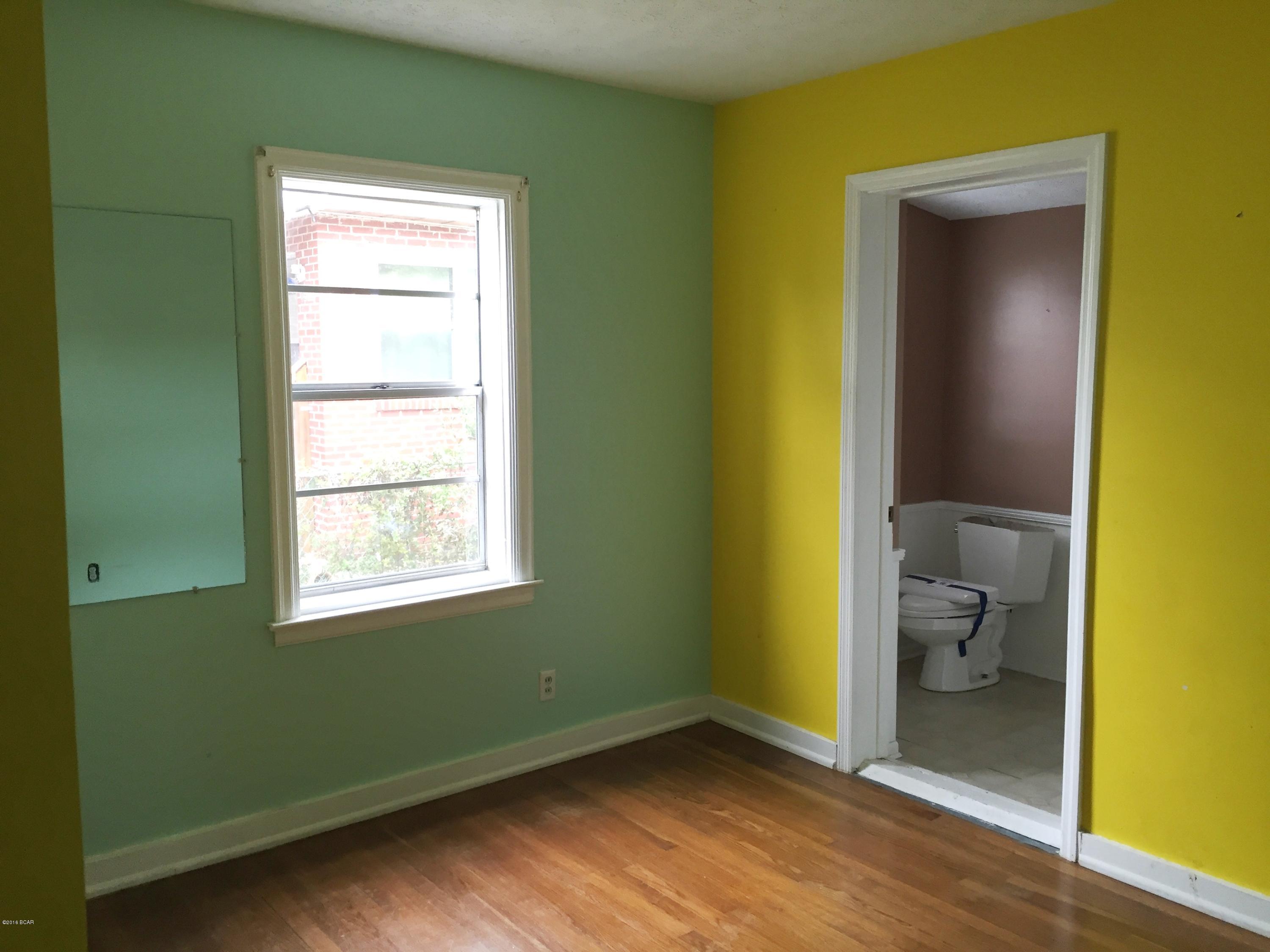 Oakland Terrace Add - Residential