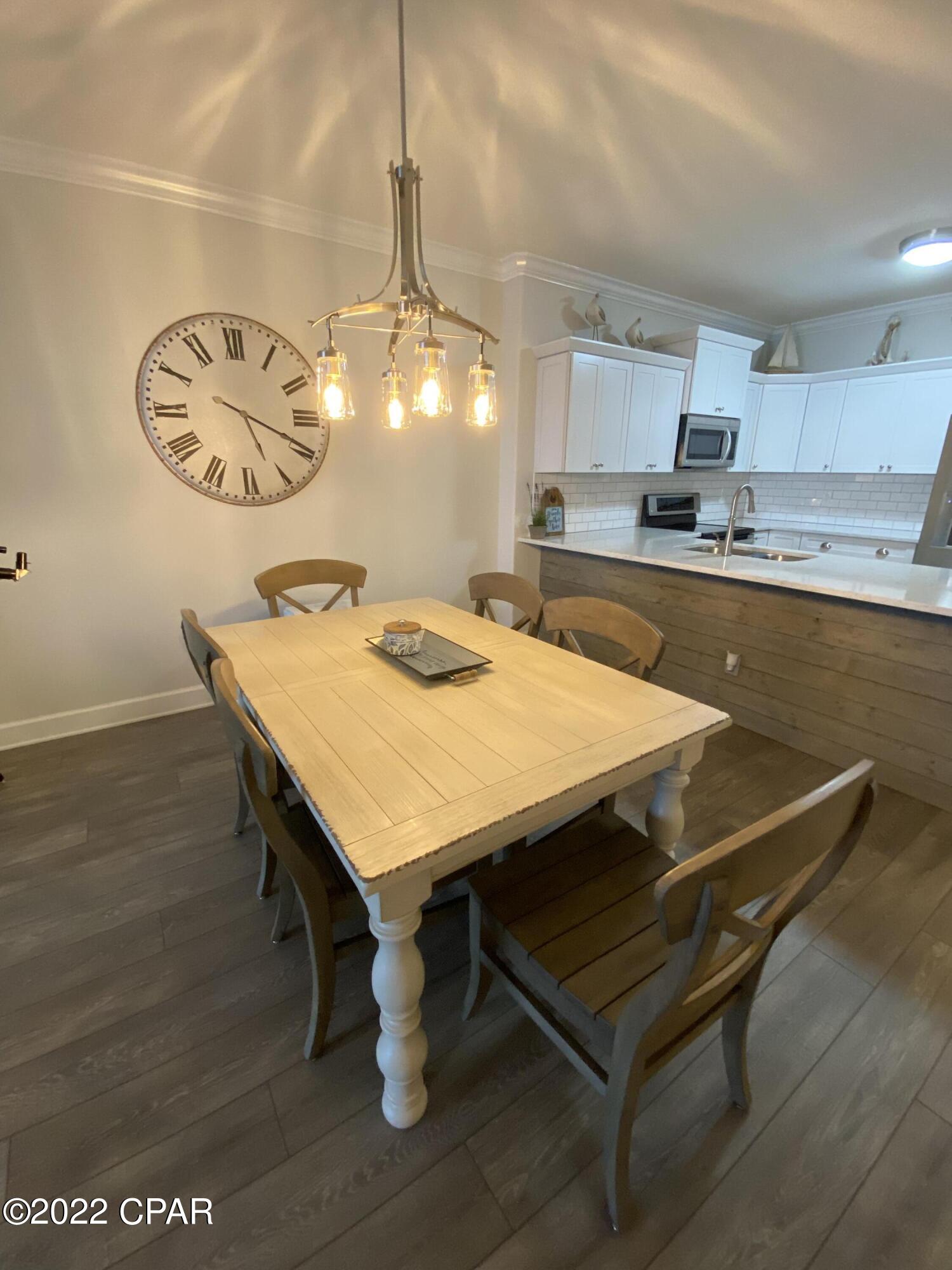 Tropic Winds - Residential