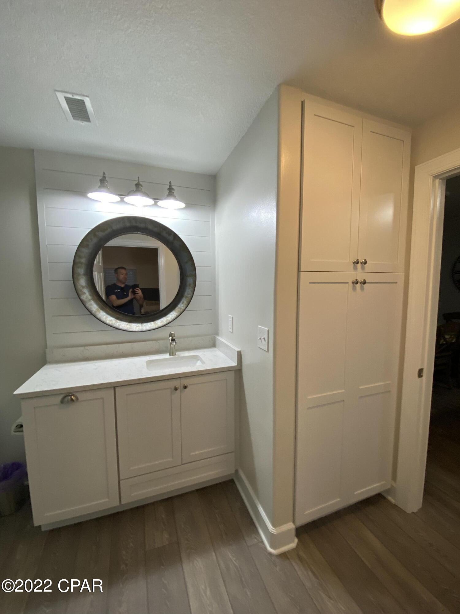 Tropic Winds - Residential