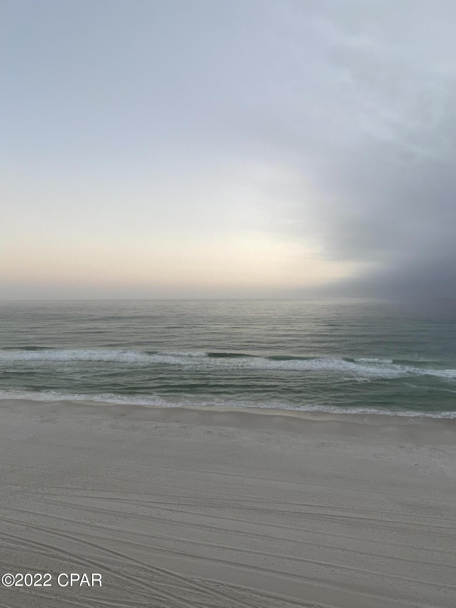 Tropic Winds - Residential