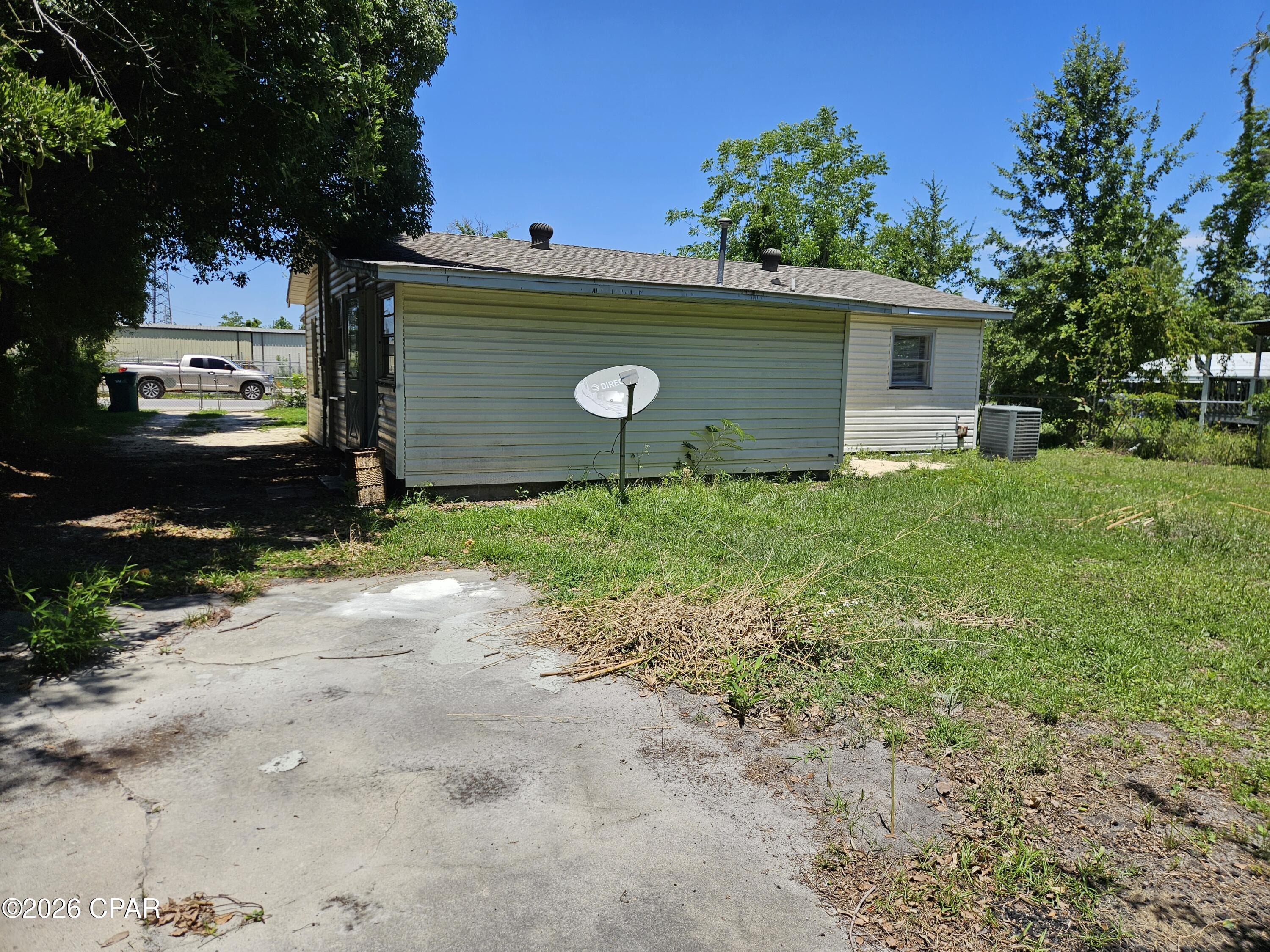 [No Recorded Subdiv] - Residential