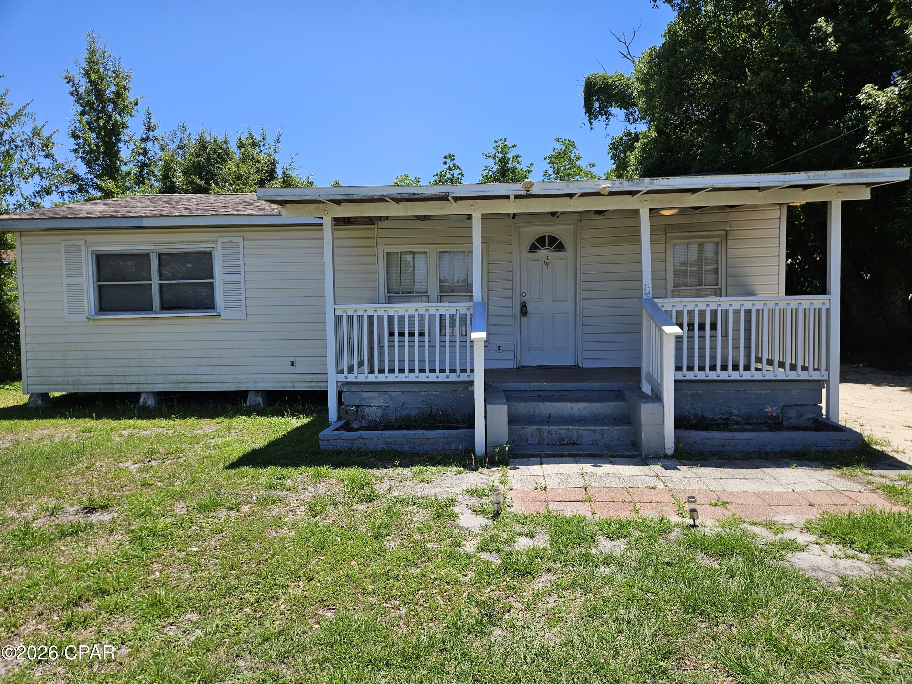[No Recorded Subdiv] - Residential