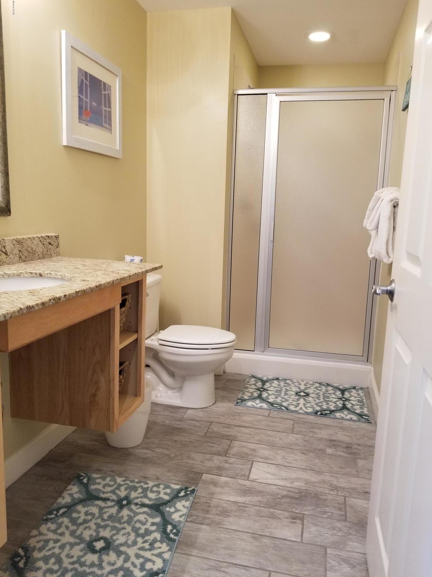 Splash Condo - Residential