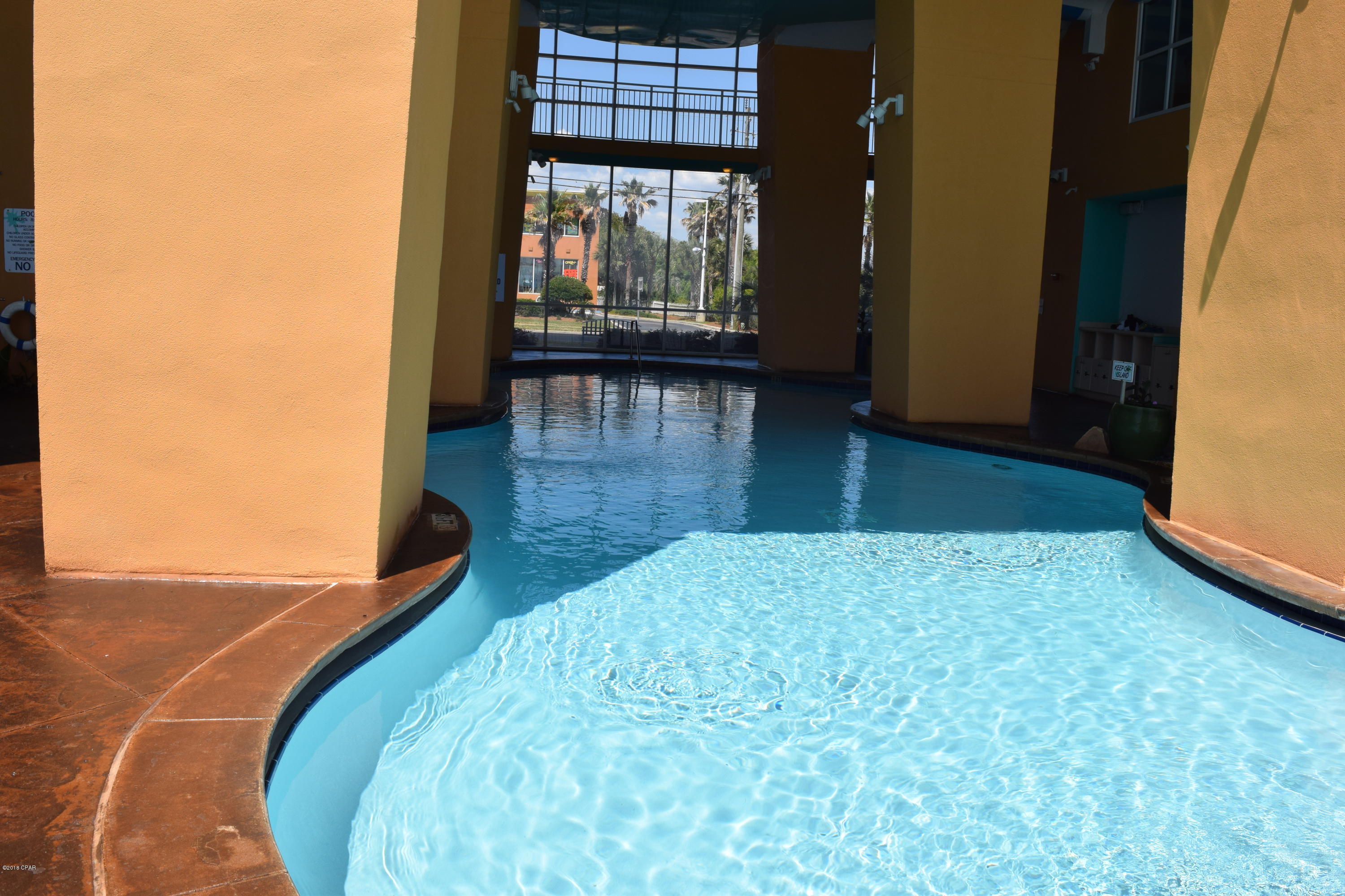 Splash Condo - Residential