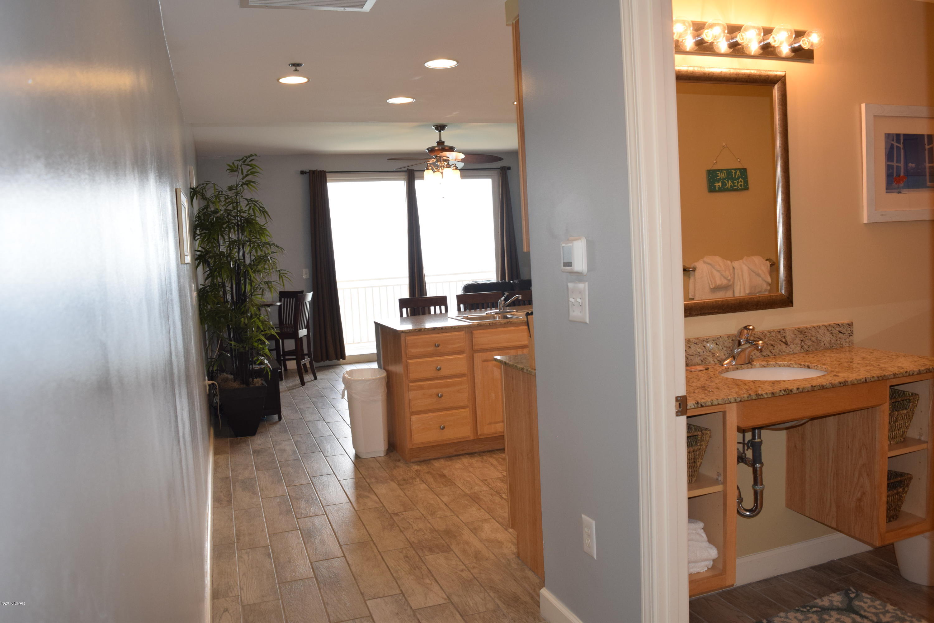 Splash Condo - Residential