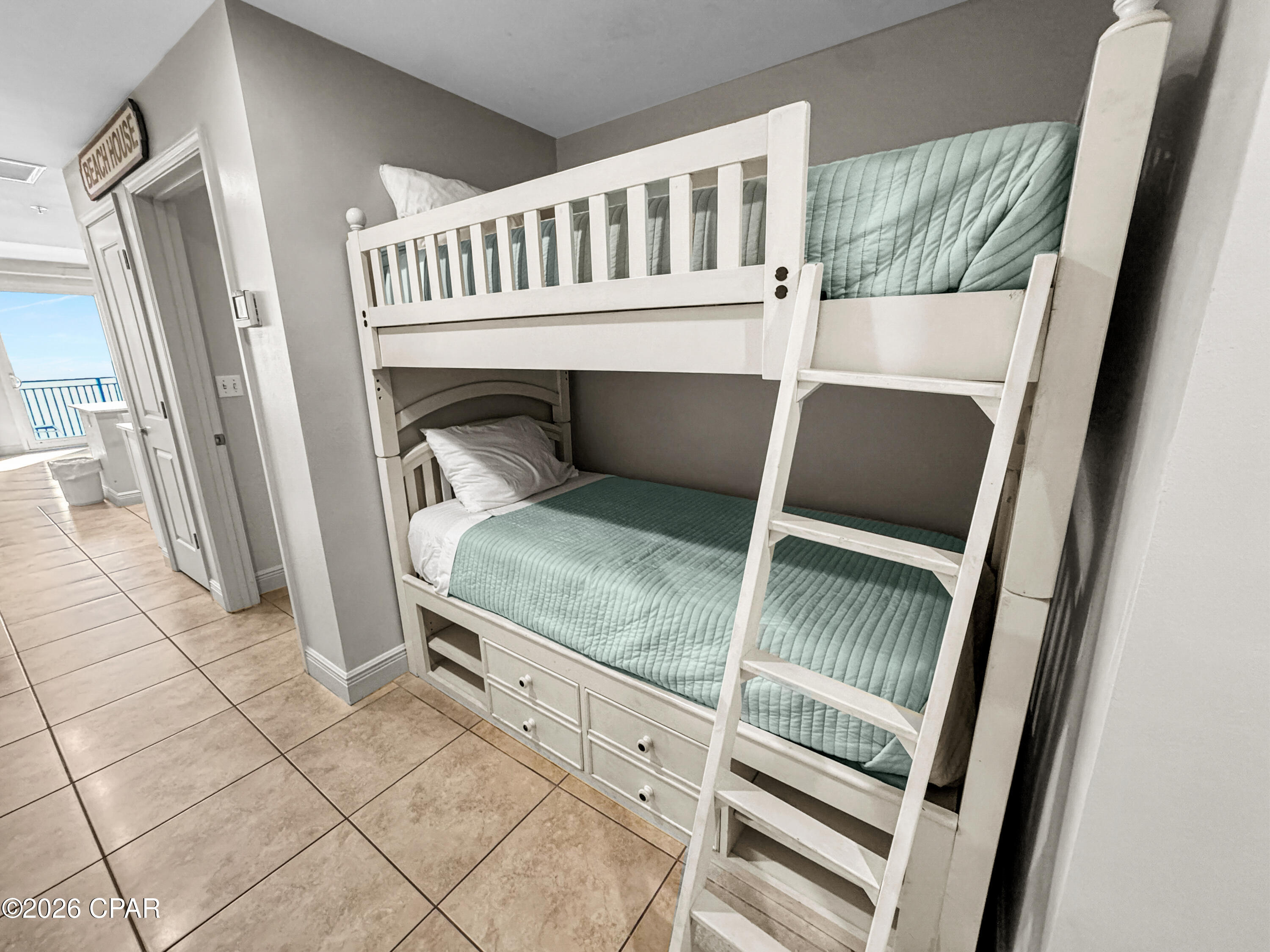 Sterling Breeze - Residential