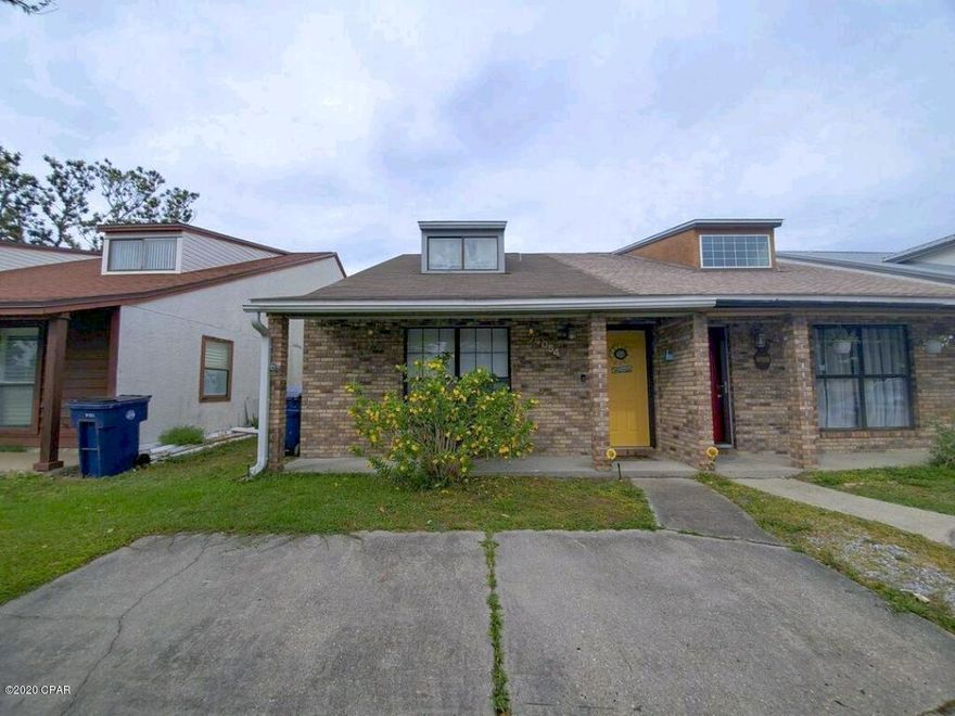 Beautiful 2 bed/2 full bath duplex unit would make a perfect starter home! Located between Venetian Villa & Northshore. Vinyl Plank floors in common areas, carpet in the bedrooms & tile in the bathrooms. Tall ceilings in the living room give the space a bright & airy feel. Living room opens to dining room & leads to a long kitchen with plenty of cabinet space. Laundry room behind the kitchen & opens to the back covered patio. Yard building included with the property. Upstairs includes an open loft outside of the master bedroom with walk-in closet. Large closet off the loft would make another great walk-in closet. A/C, Waterheater, & Roof approximately 6 years old. Fencing just completed for full backyard privacy. Washer & Dryer on back porch convey with the property.