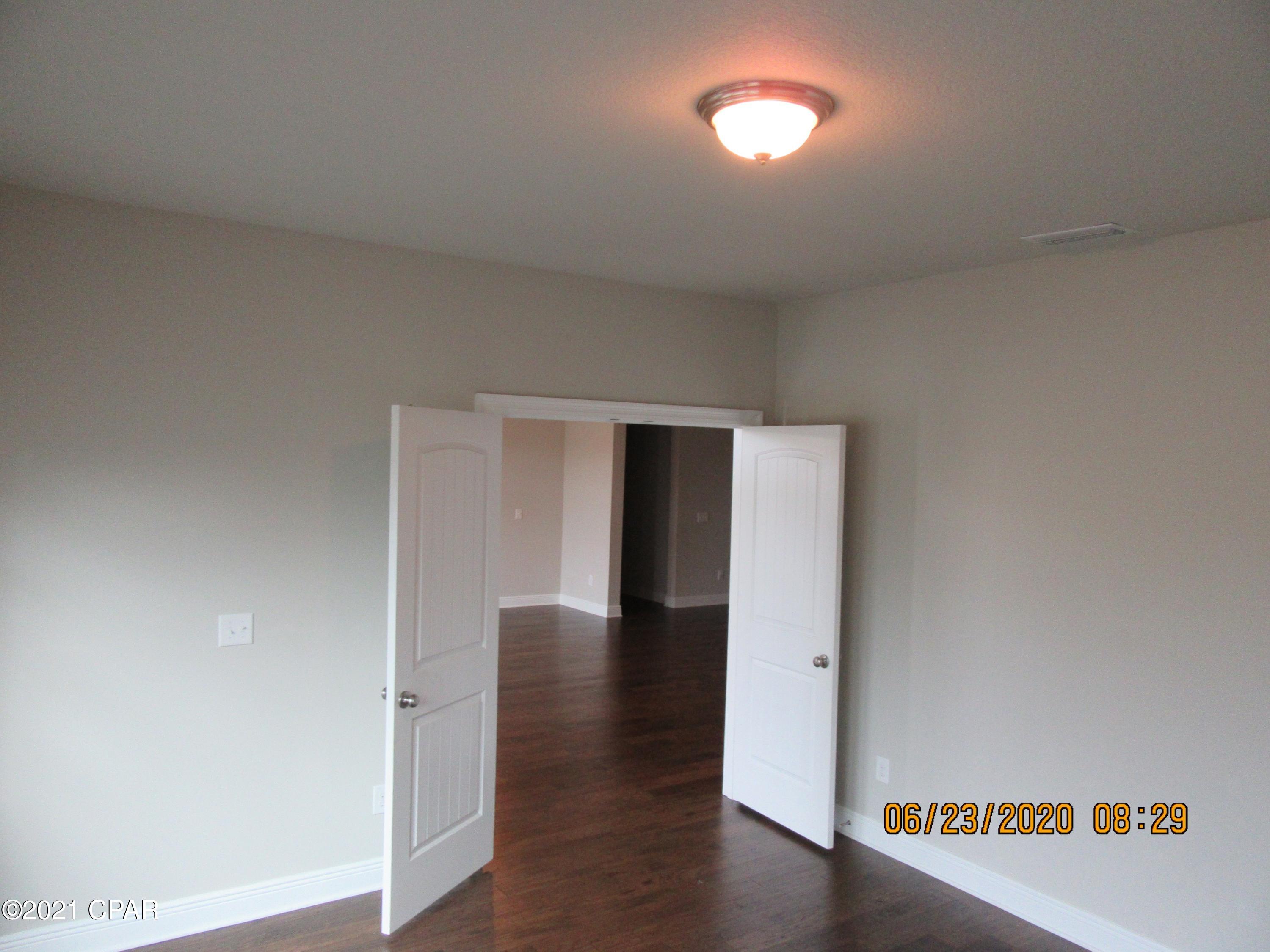 [No Recorded Subdiv] - Residential Lease