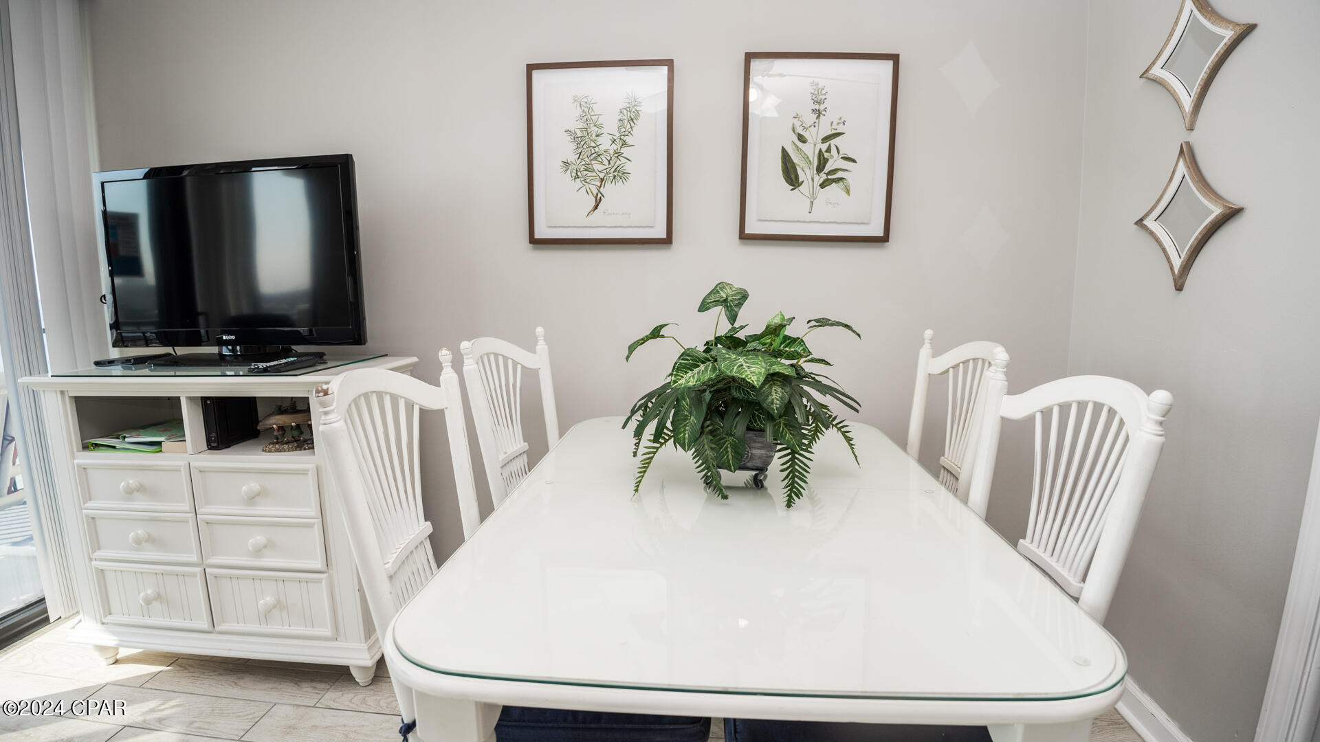 Panama City Beach, Florida 32408, United States, 1 Bedroom Bedrooms, ,1 BathroomBathrooms,Residential,Pending,38743