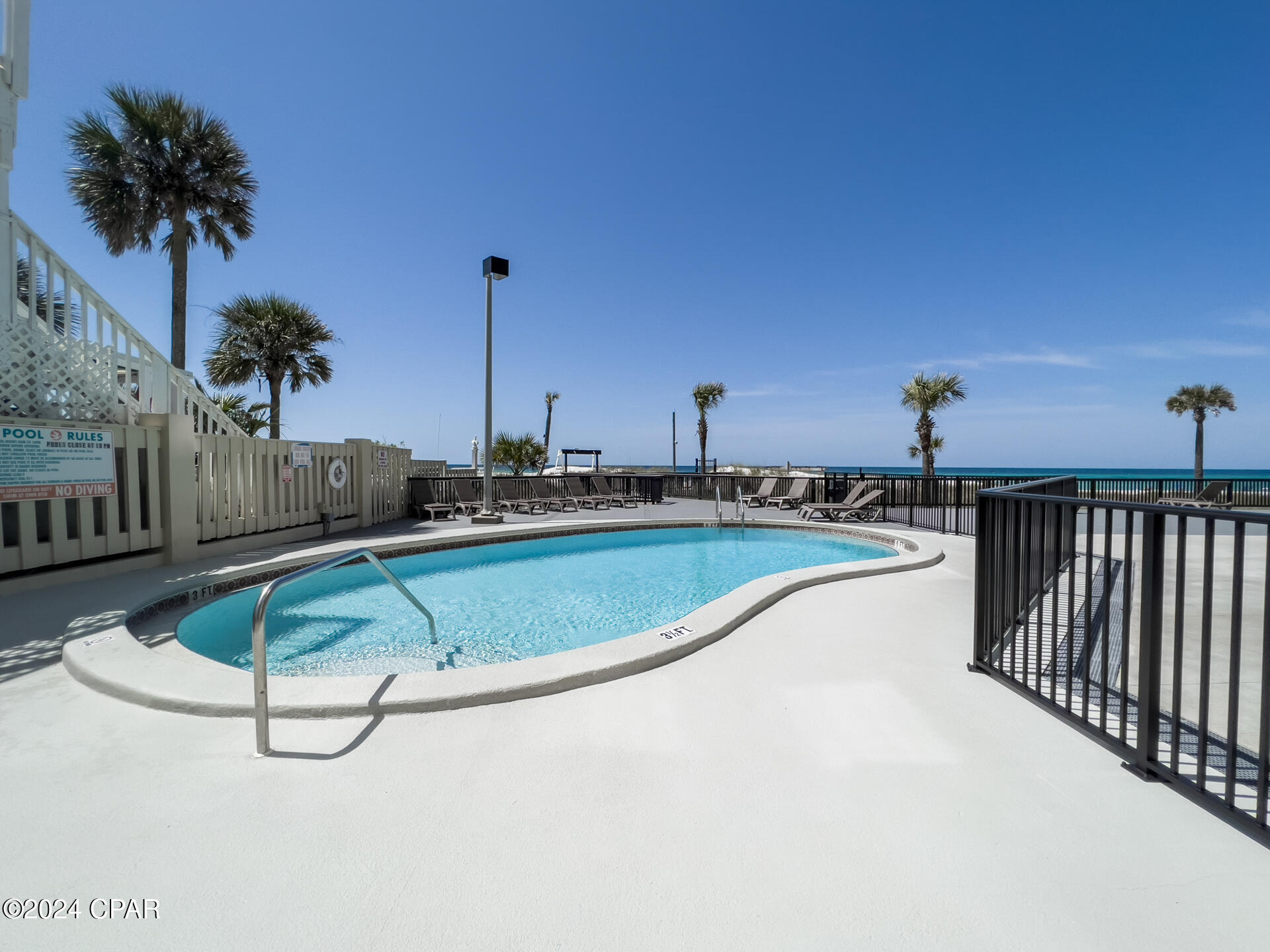 Panama City Beach, Florida 32408, United States, 1 Bedroom Bedrooms, ,1 BathroomBathrooms,Residential,Pending,38743