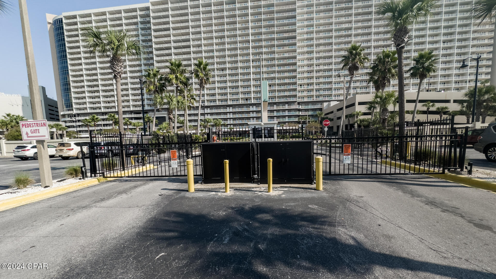 Panama City Beach, Florida 32408, United States, 1 Bedroom Bedrooms, ,1 BathroomBathrooms,Residential,Pending,38743