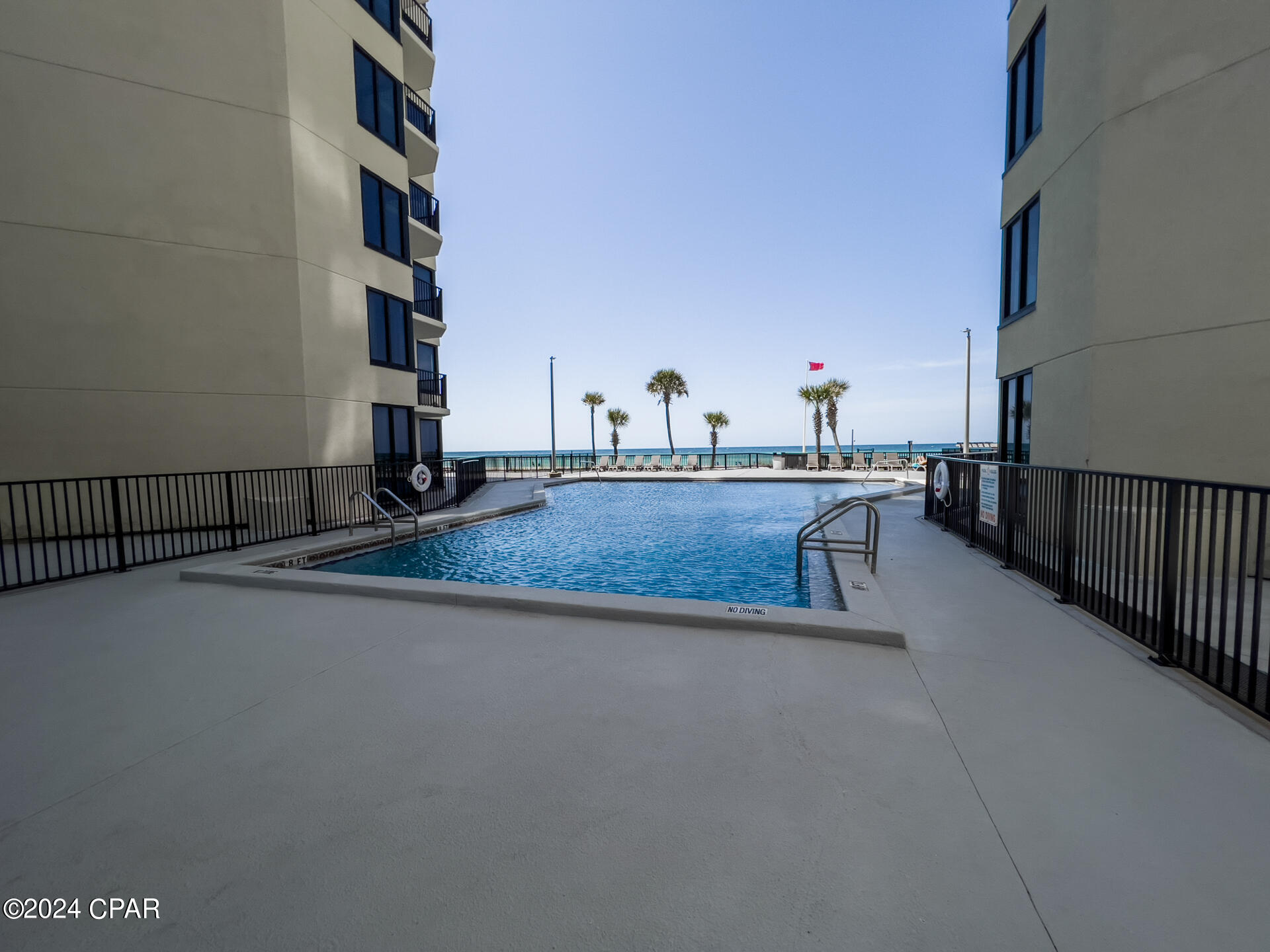 Panama City Beach, Florida 32408, United States, 1 Bedroom Bedrooms, ,1 BathroomBathrooms,Residential,Pending,38743