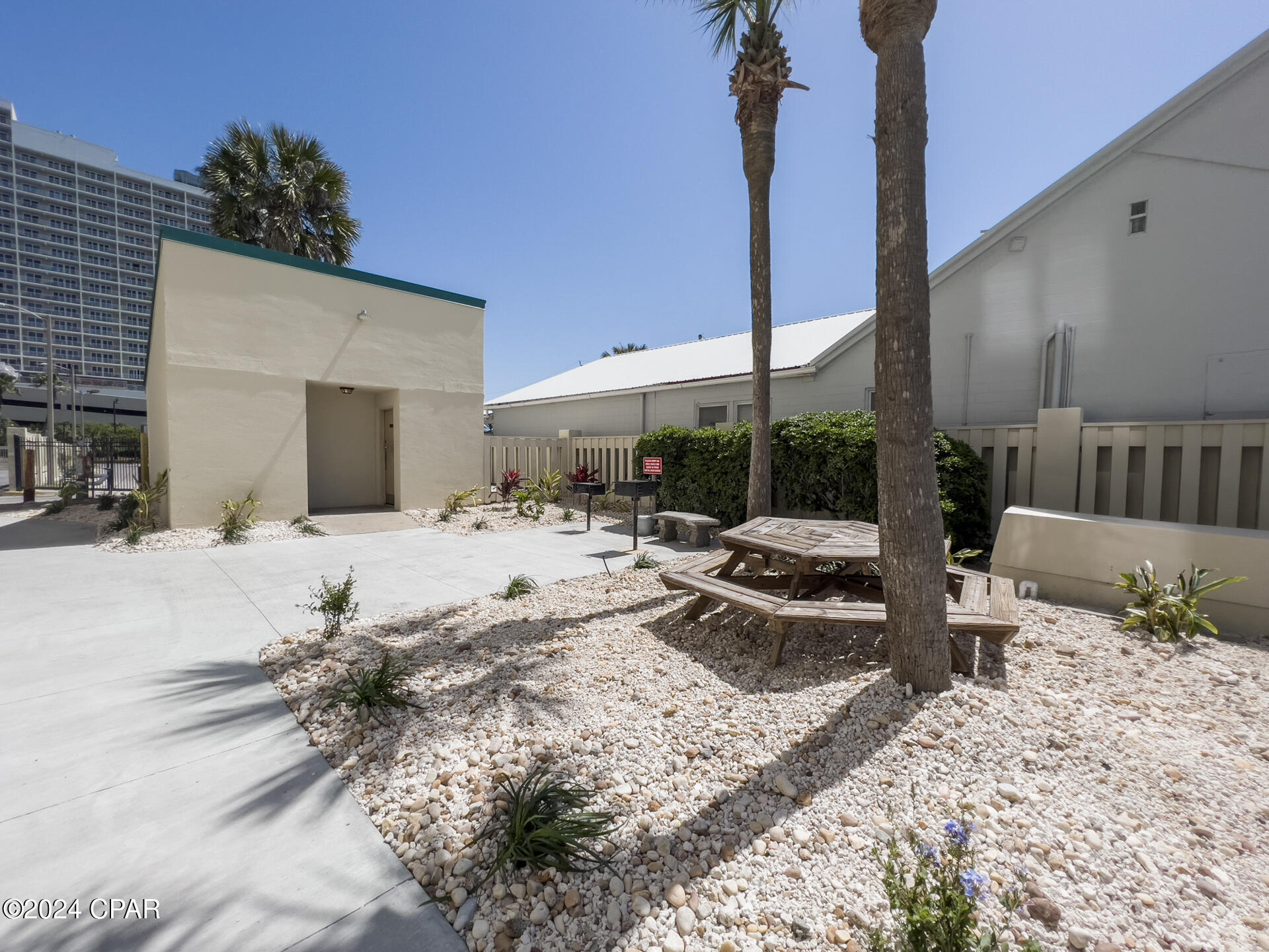 Panama City Beach, Florida 32408, United States, 1 Bedroom Bedrooms, ,1 BathroomBathrooms,Residential,Pending,38743