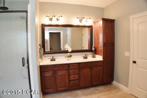 Kirkland Manor - Residential