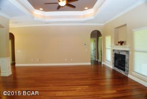 Kirkland Manor - Residential