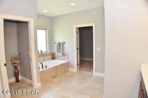 Kirkland Manor - Residential