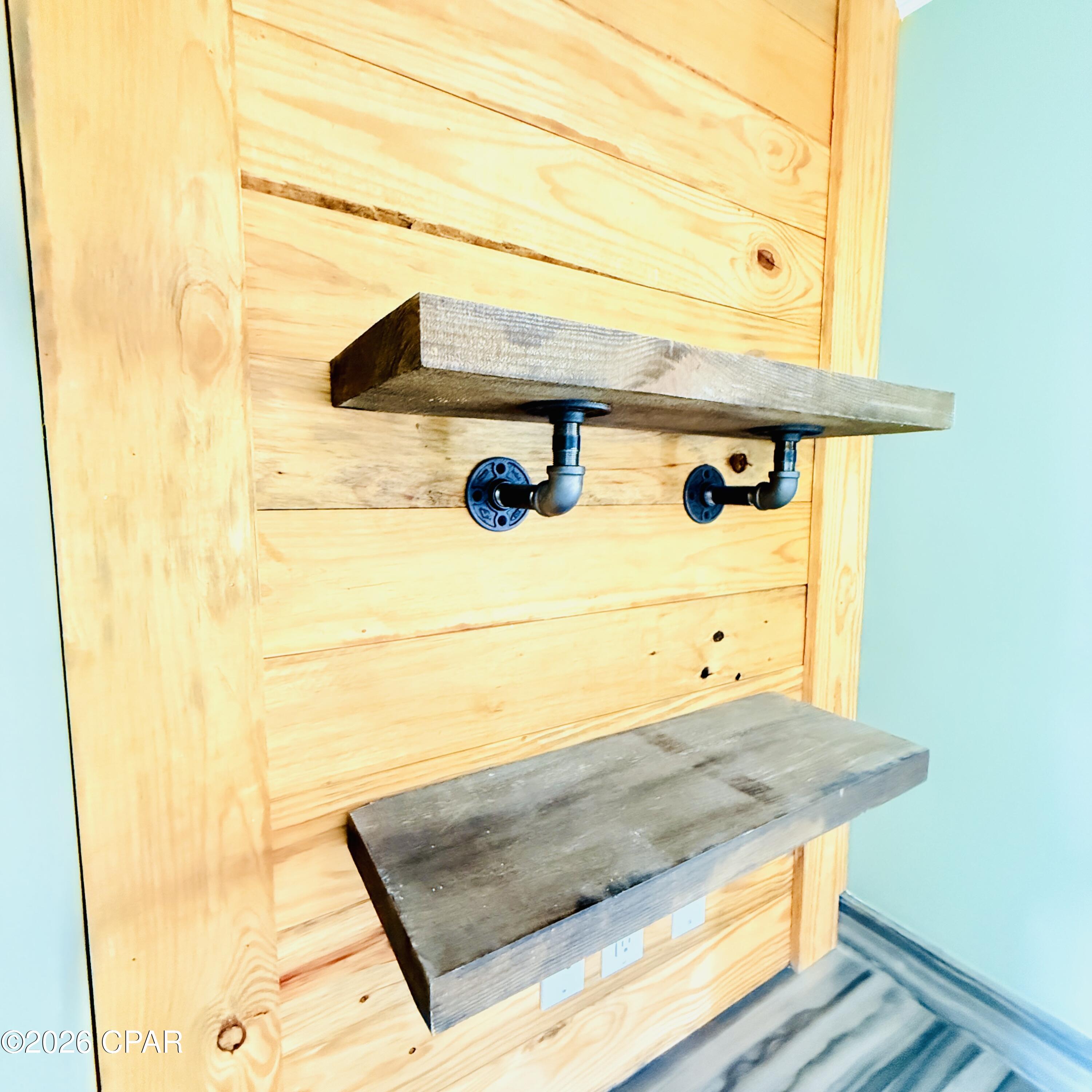 Creek Hollow Estates Unit - Residential