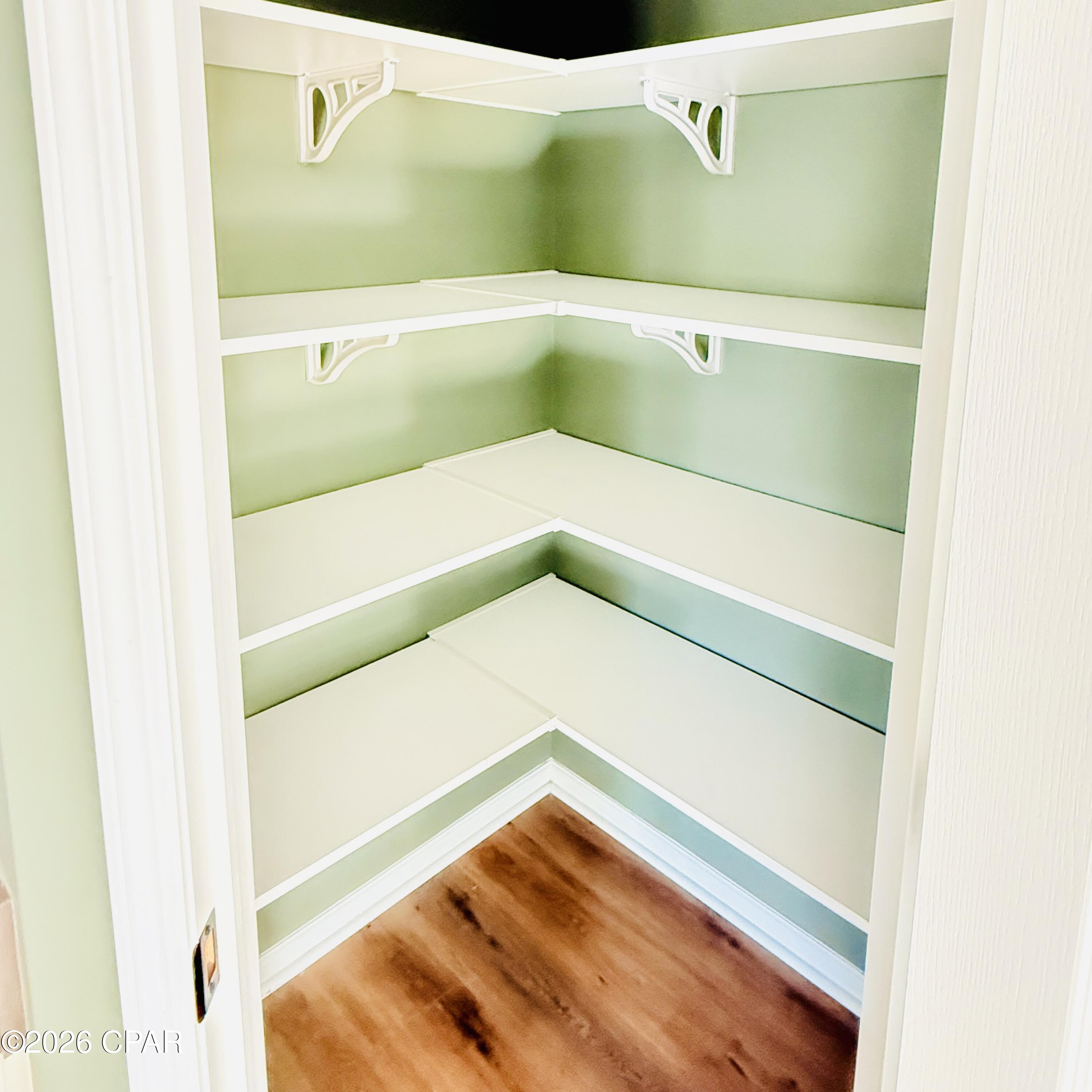 Creek Hollow Estates Unit - Residential