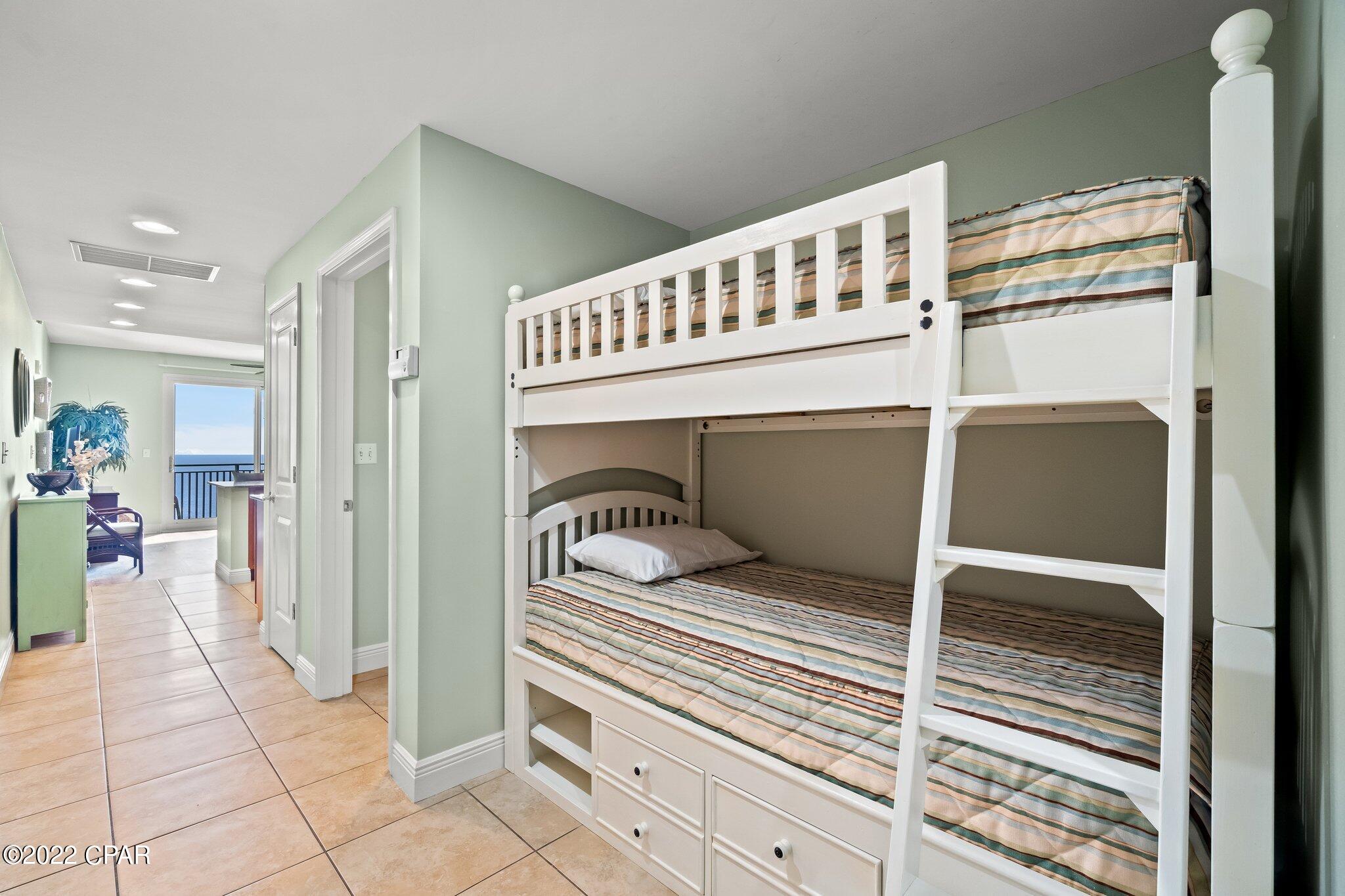 Sterling Breeze - Residential