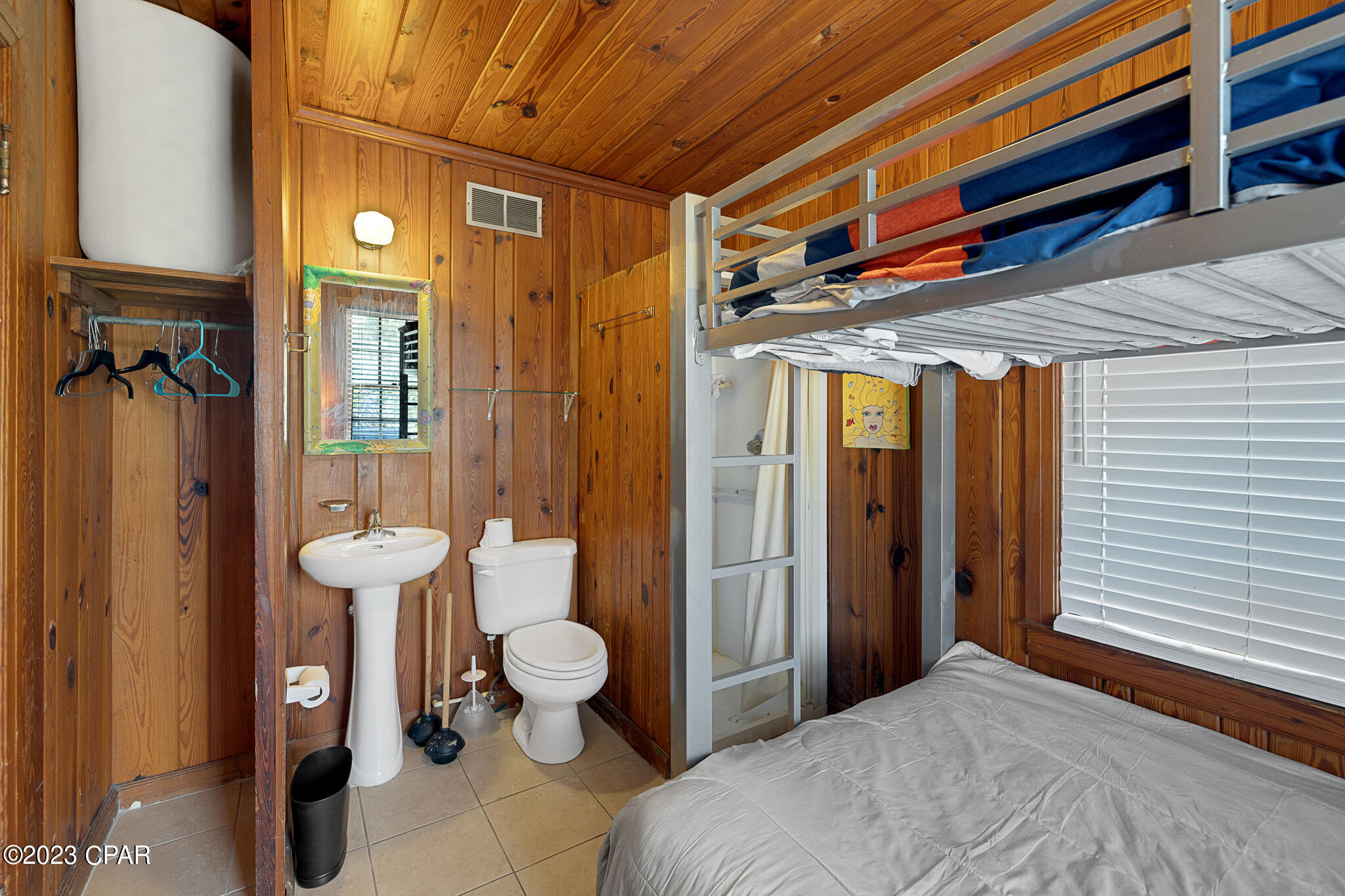 Laguna Beach Estates 2nd Add - Residential