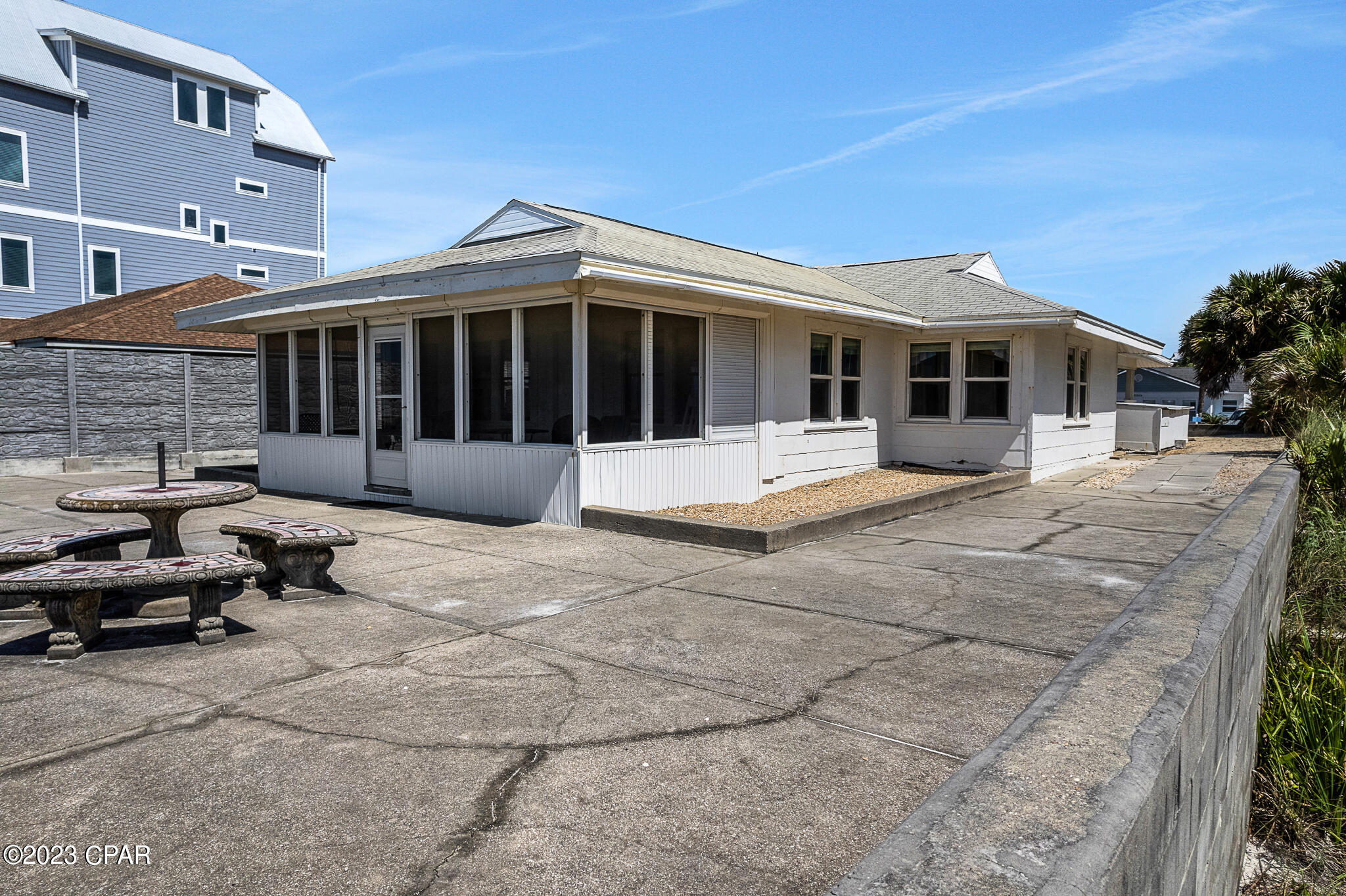 Laguna Beach Estates 2nd Add - Residential