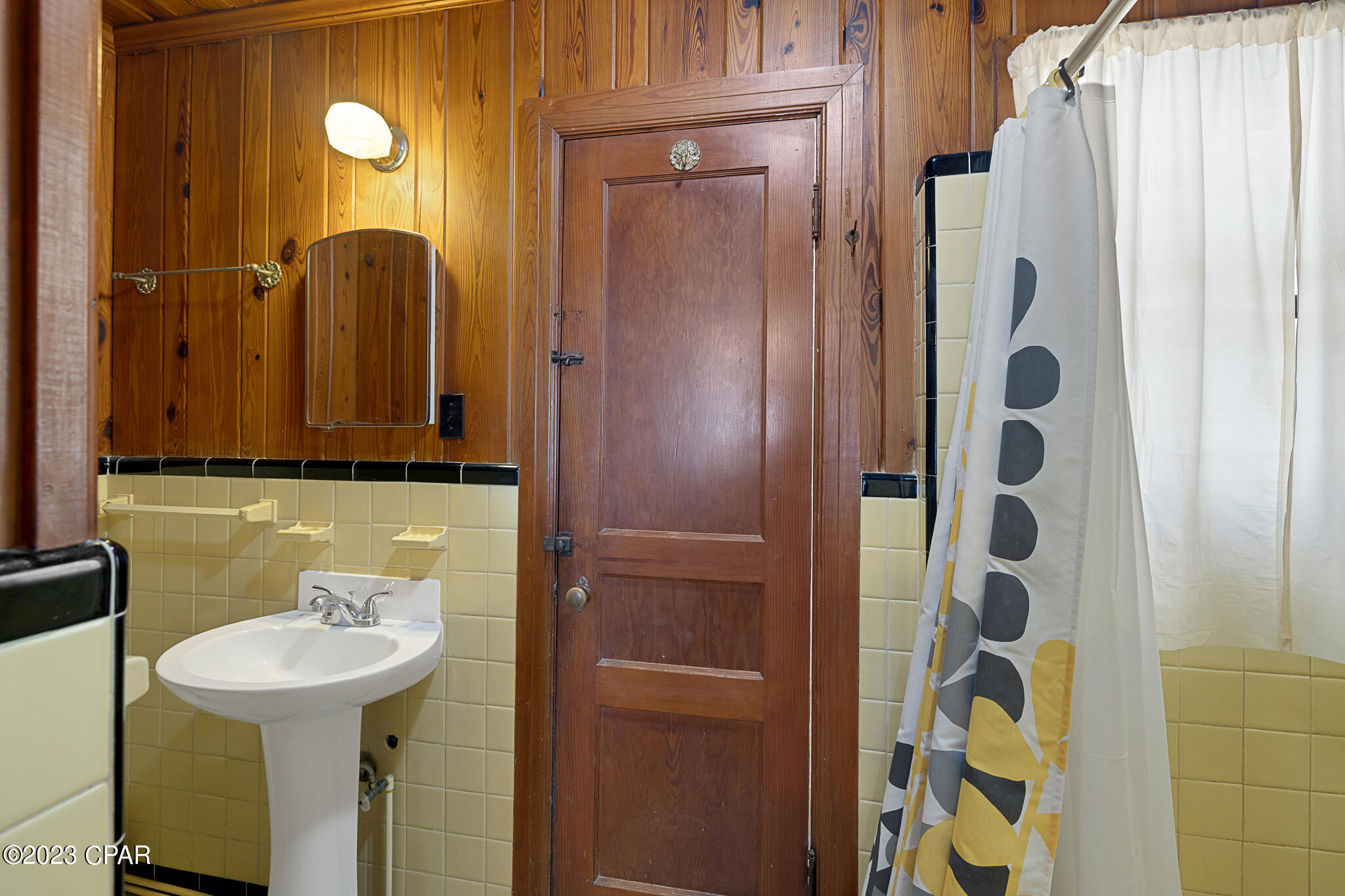 Laguna Beach Estates 2nd Add - Residential