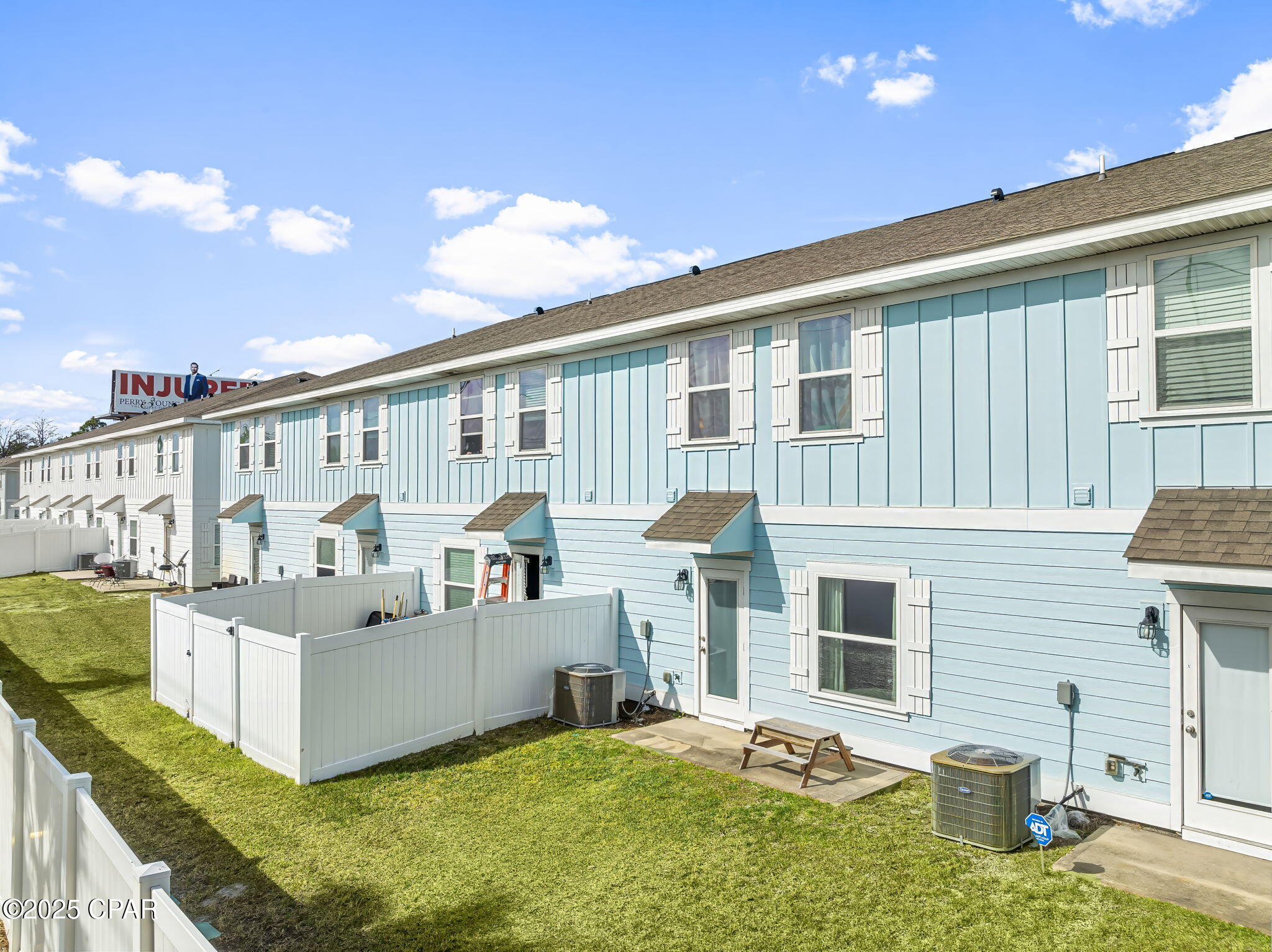 Hathaway Townhomes - Residential Lease