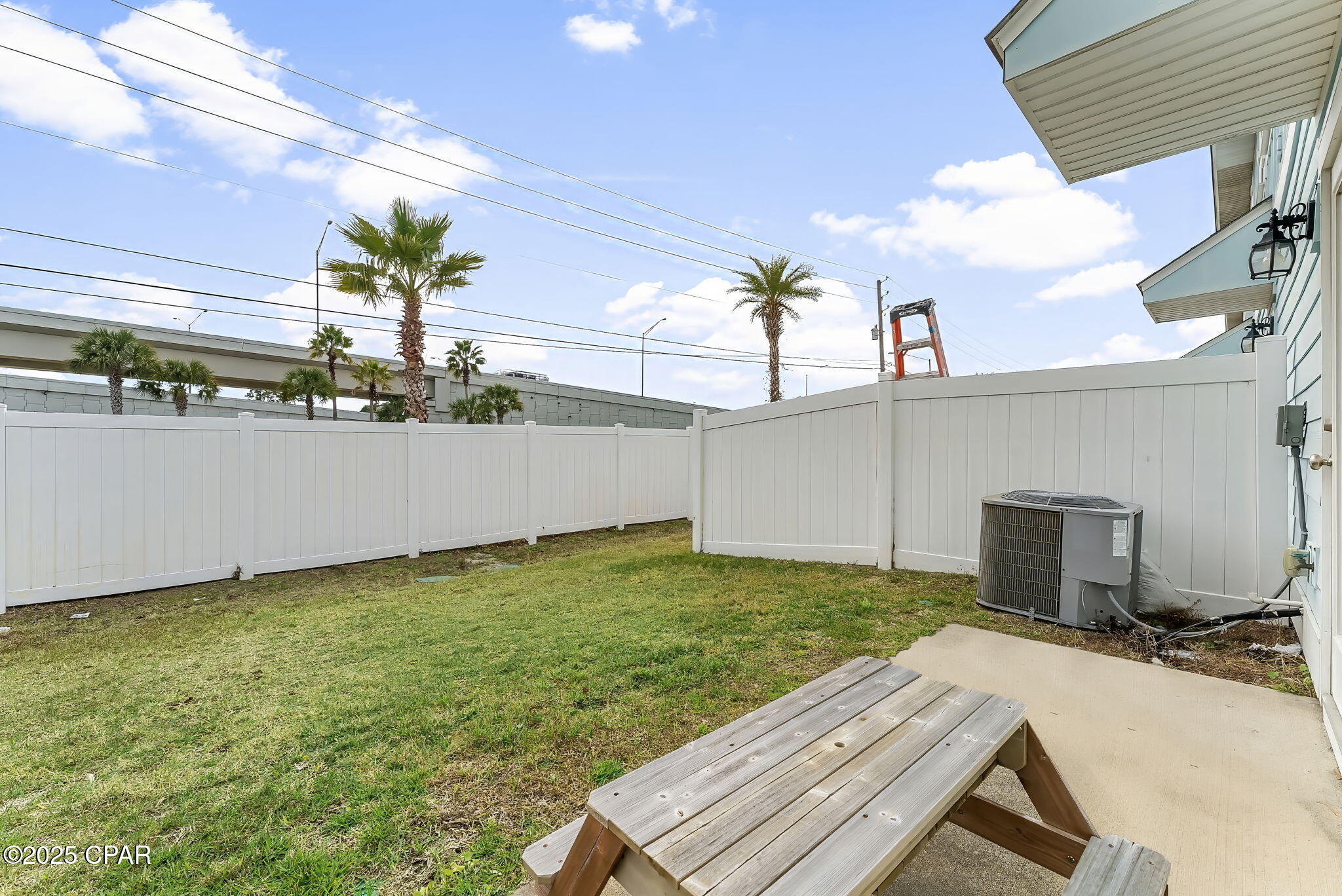 Hathaway Townhomes - Residential Lease